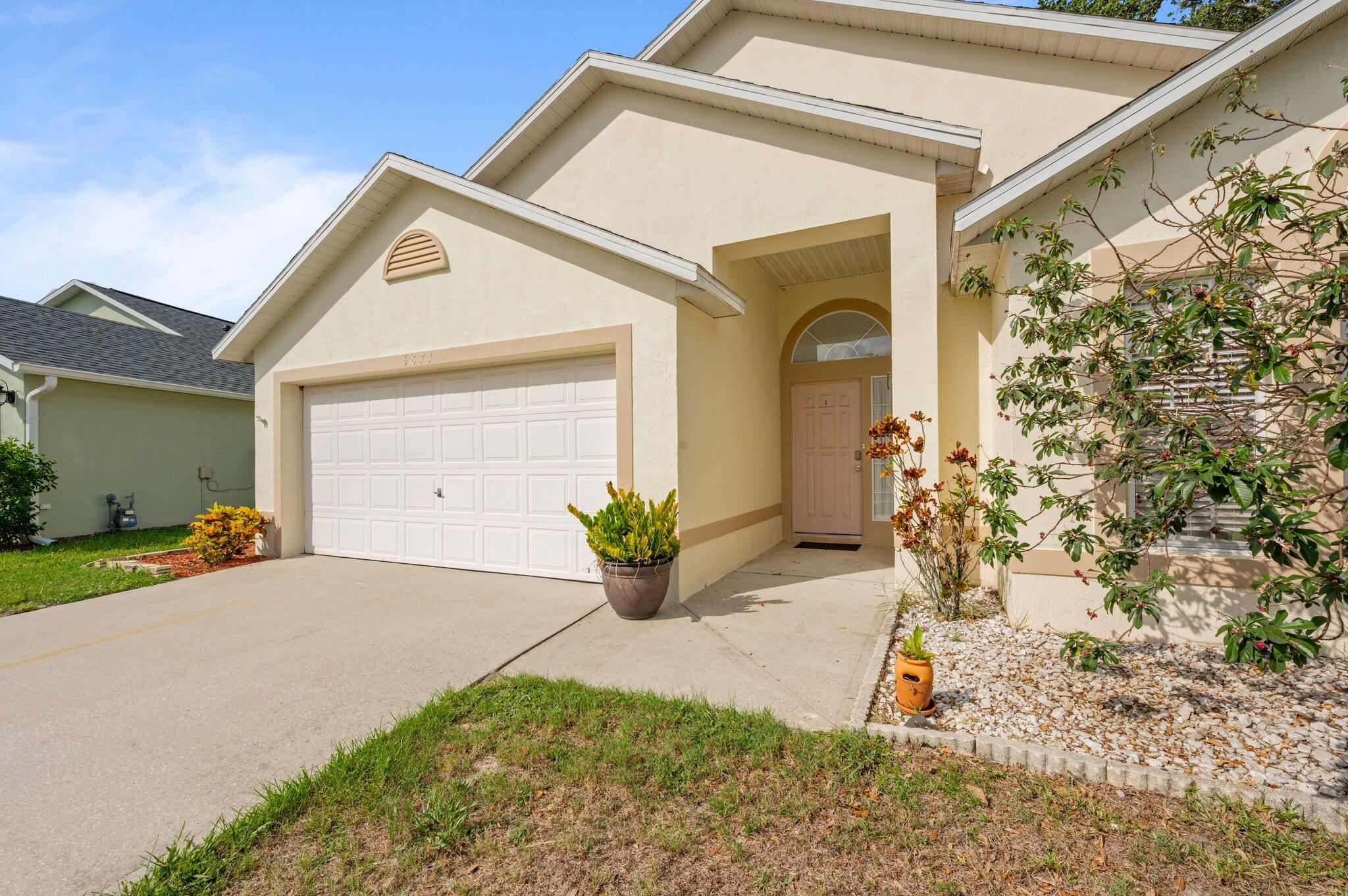 6871 Raccoon Court