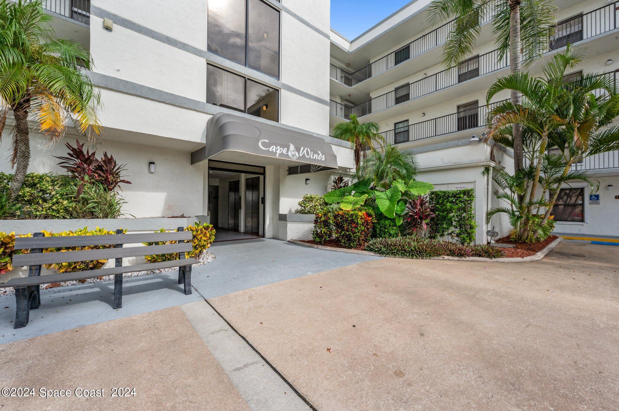 7400 Ridgewood Avenue, 413
