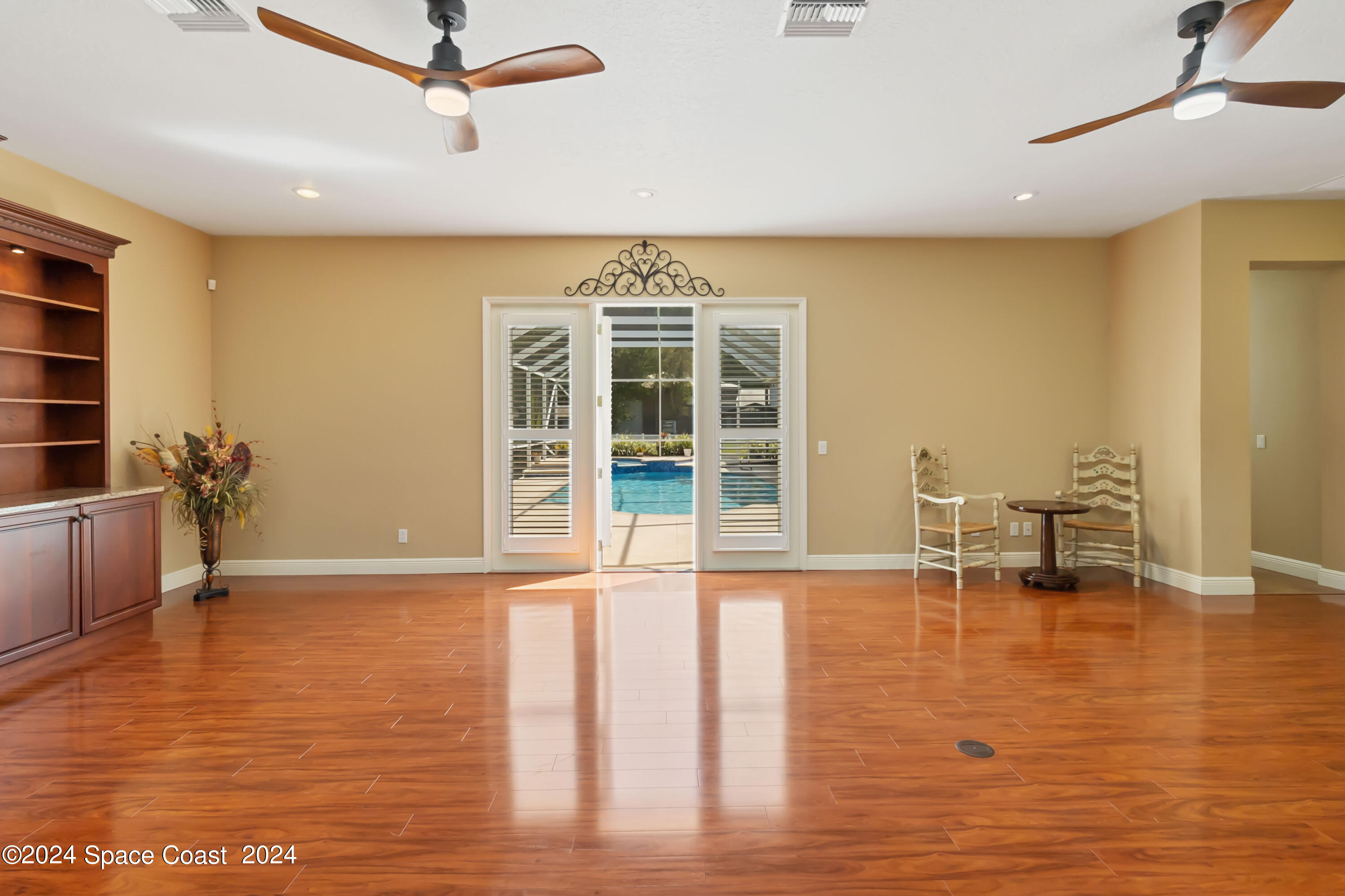 3430 Heron Lane