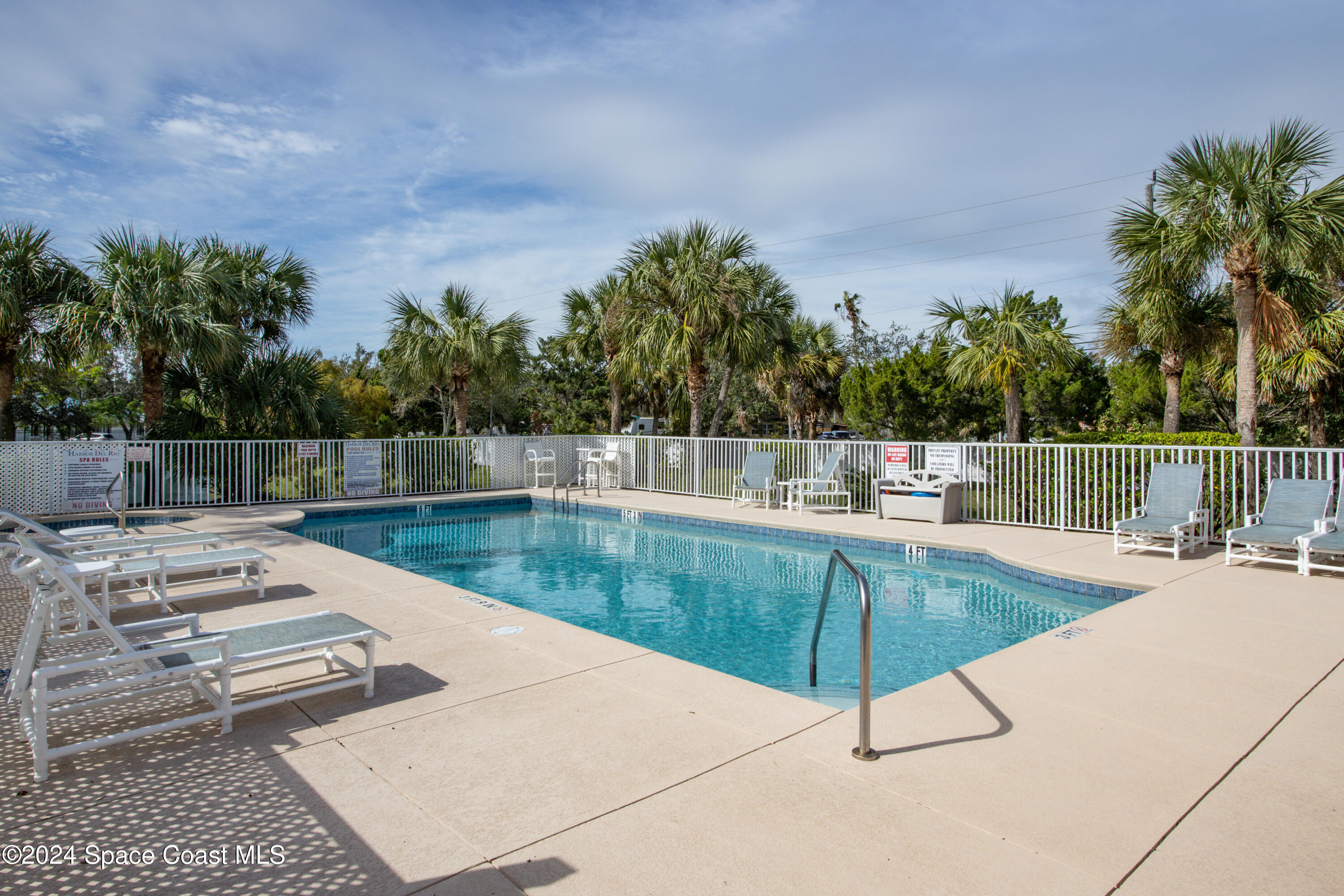 801 Del Rio Way 401