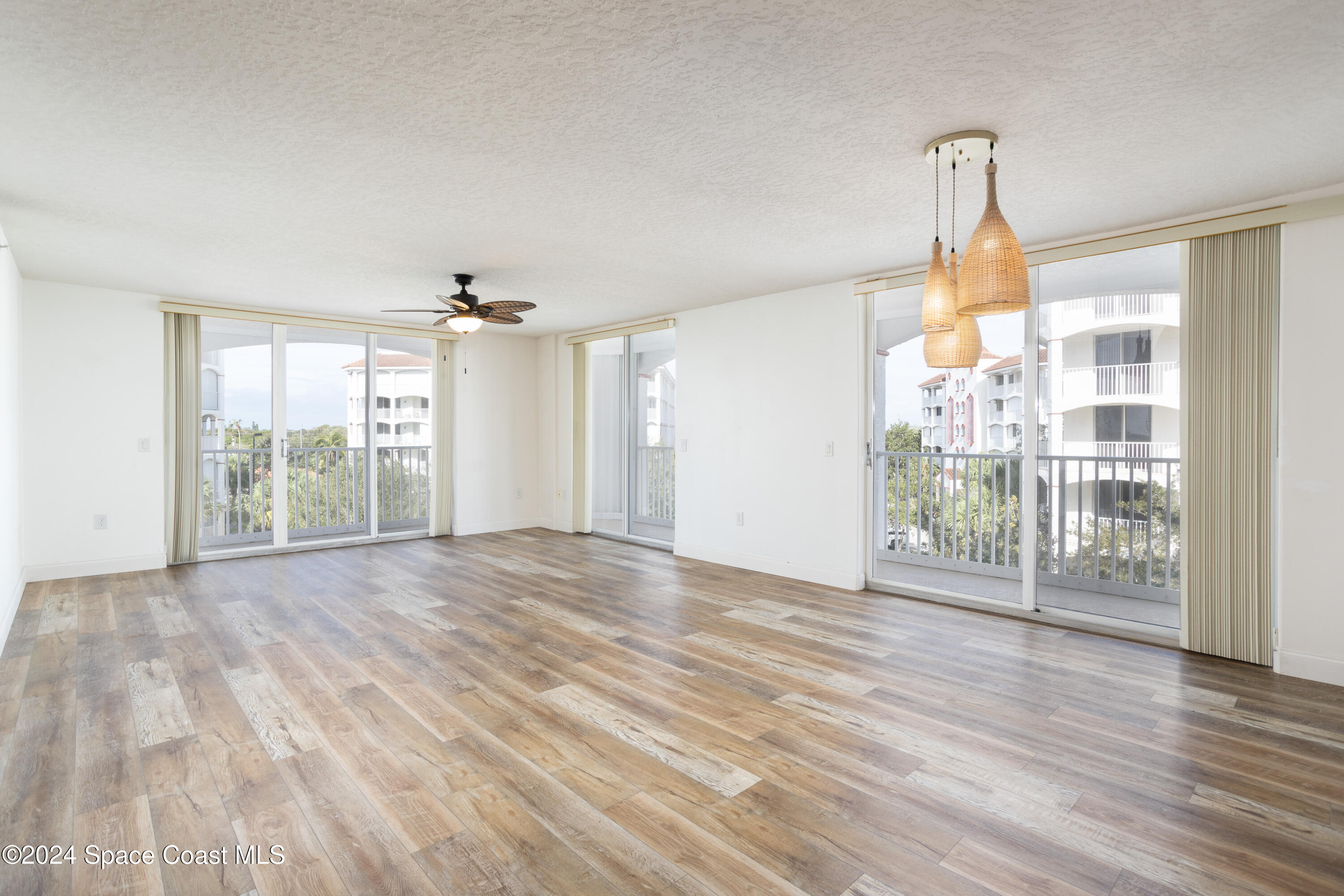 801 Del Rio Way 401