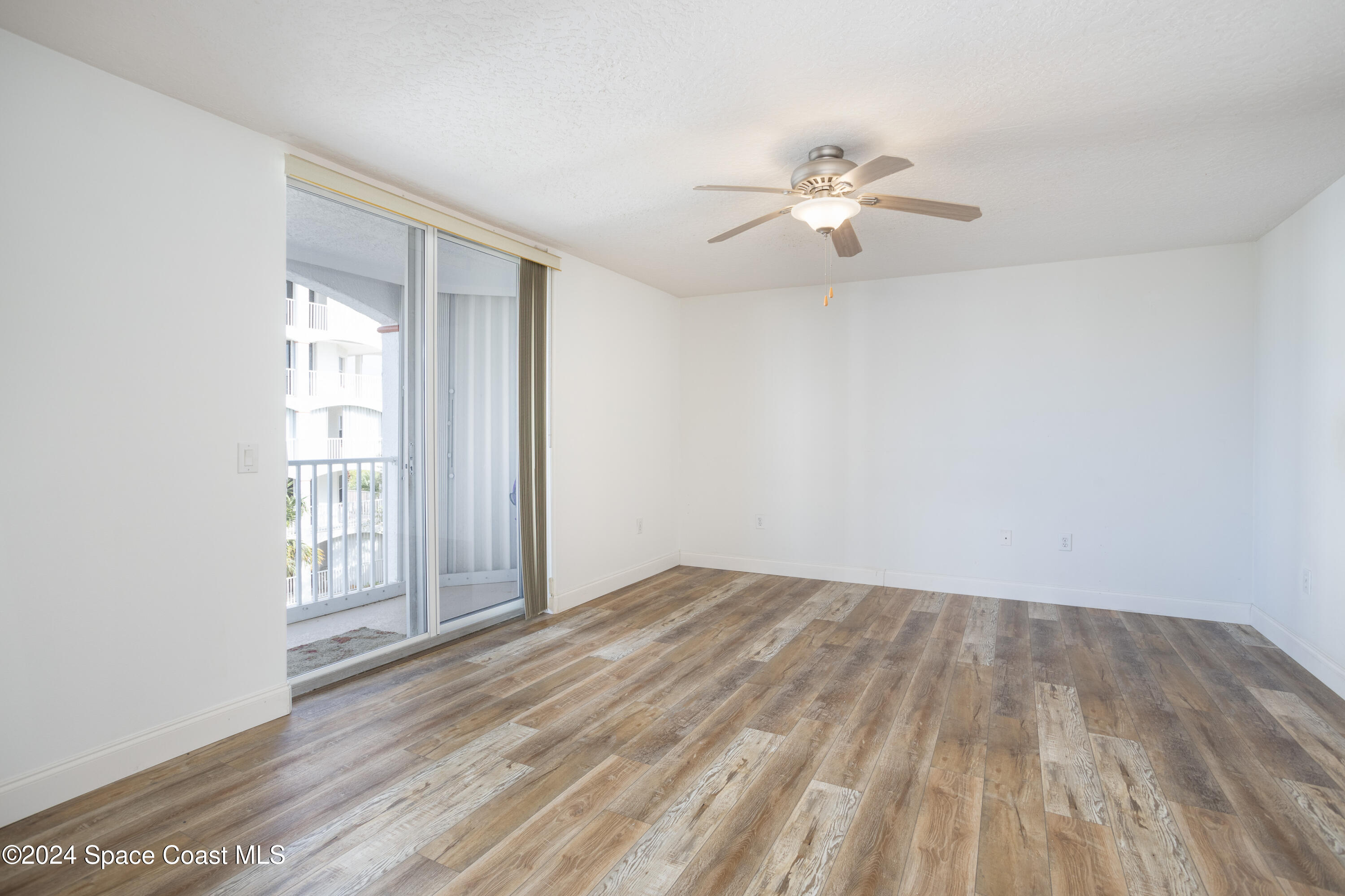 801 Del Rio Way 401