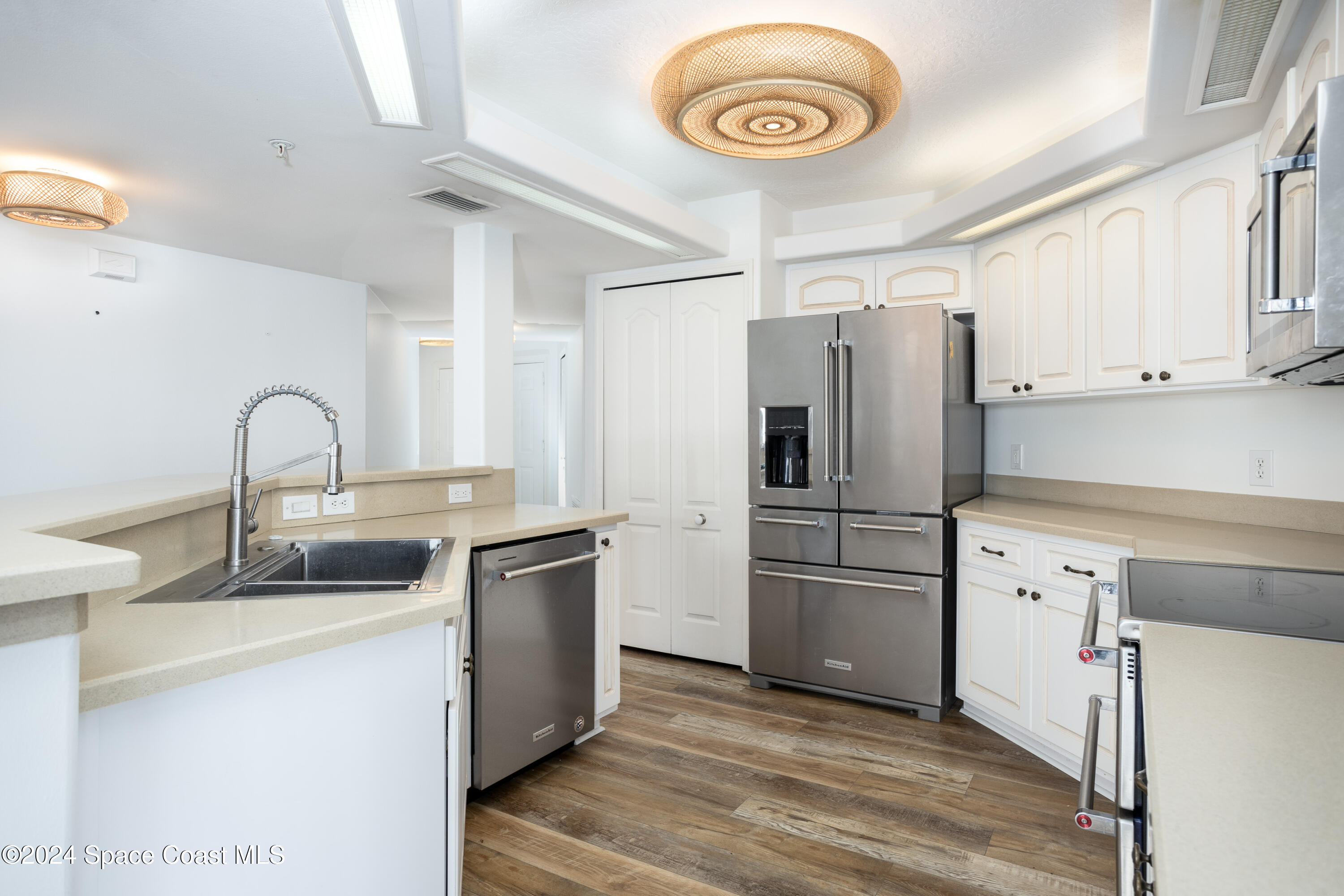 801 Del Rio Way 401