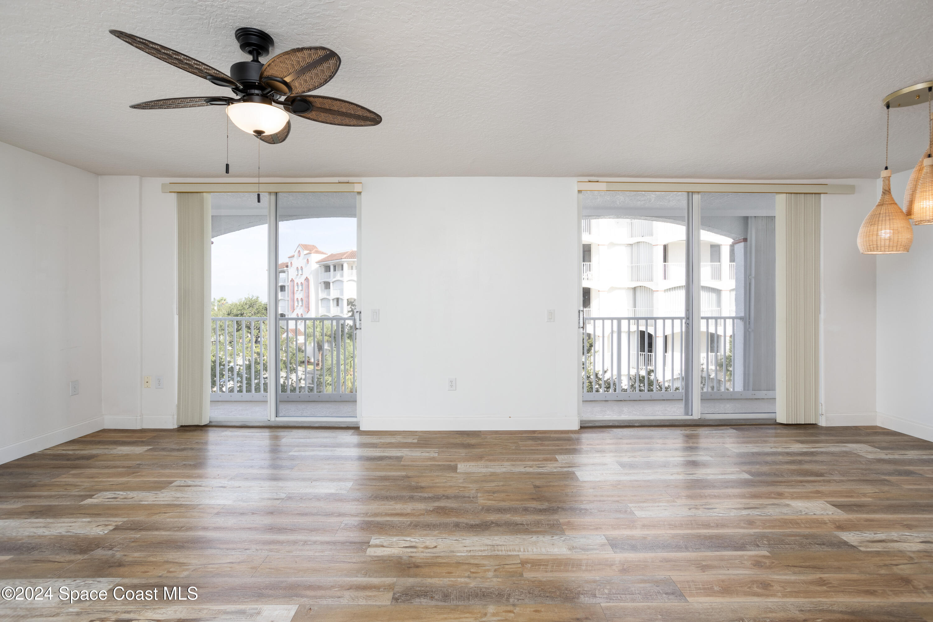 801 Del Rio Way 401