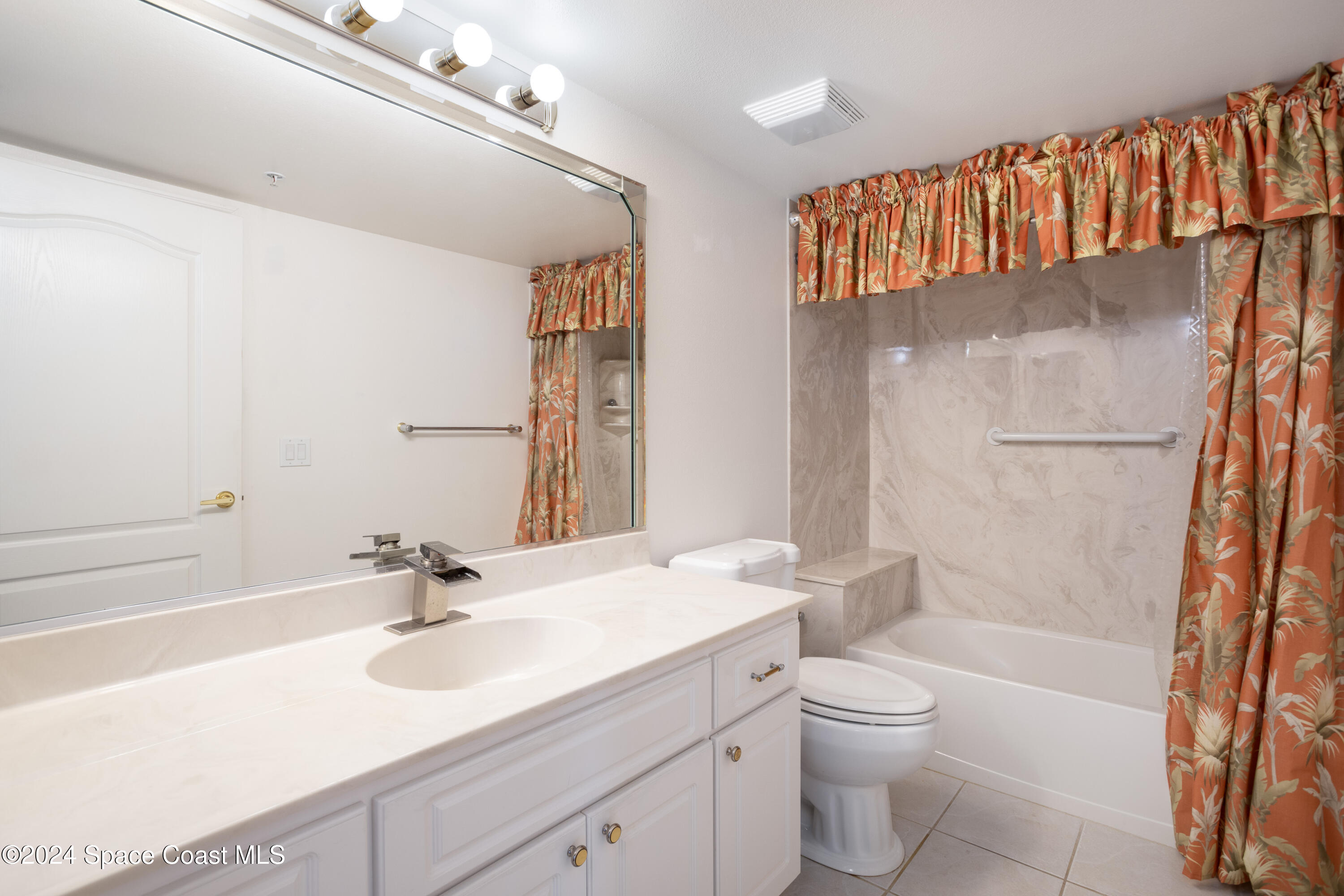 801 Del Rio Way 401