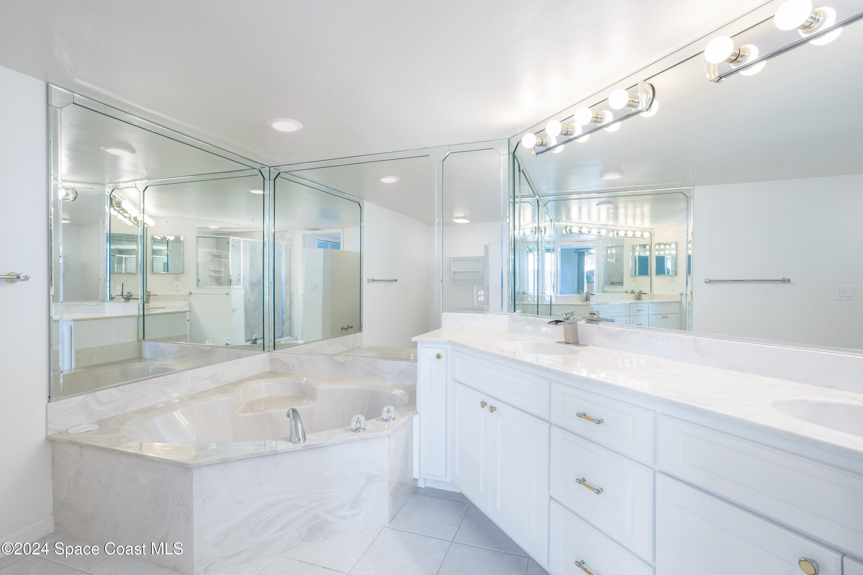 801 Del Rio Way 401