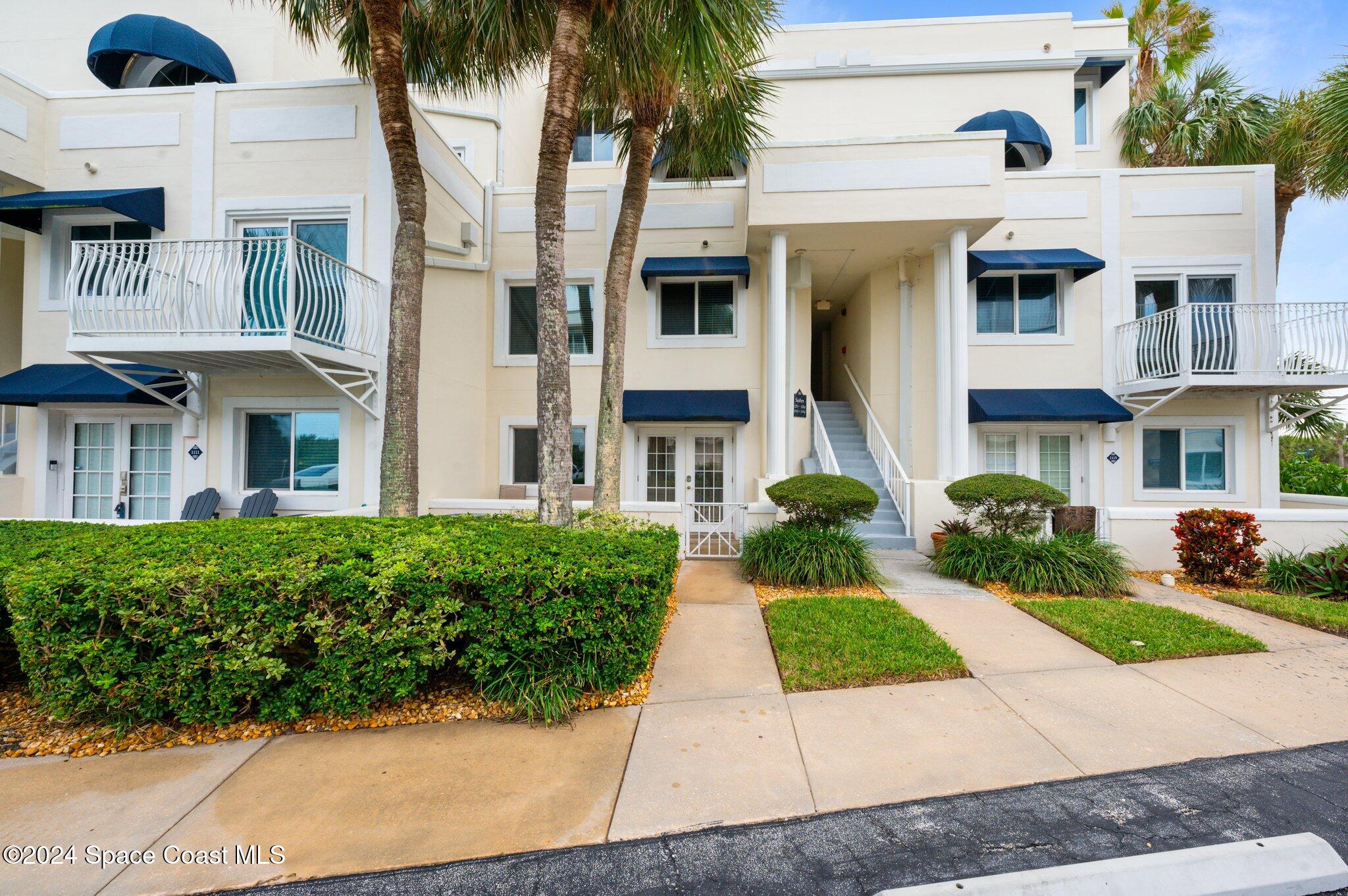 8600 Ridgewood Avenue, 1113