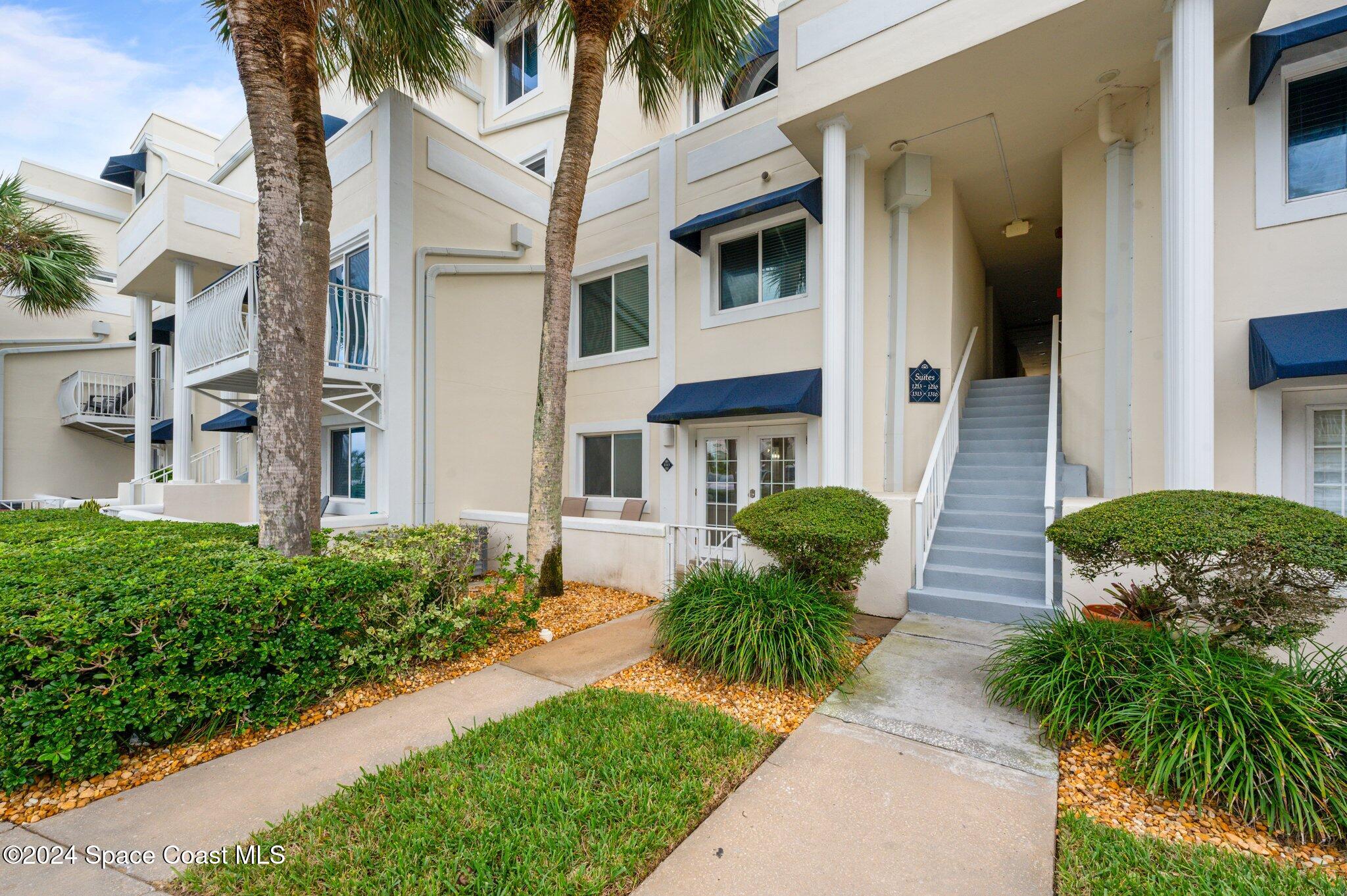 8600 Ridgewood Avenue, 1113