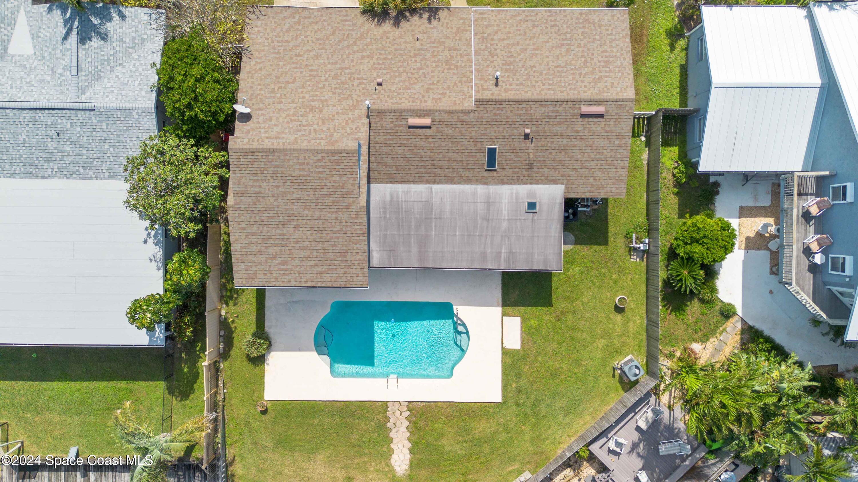 410 Caracas Drive