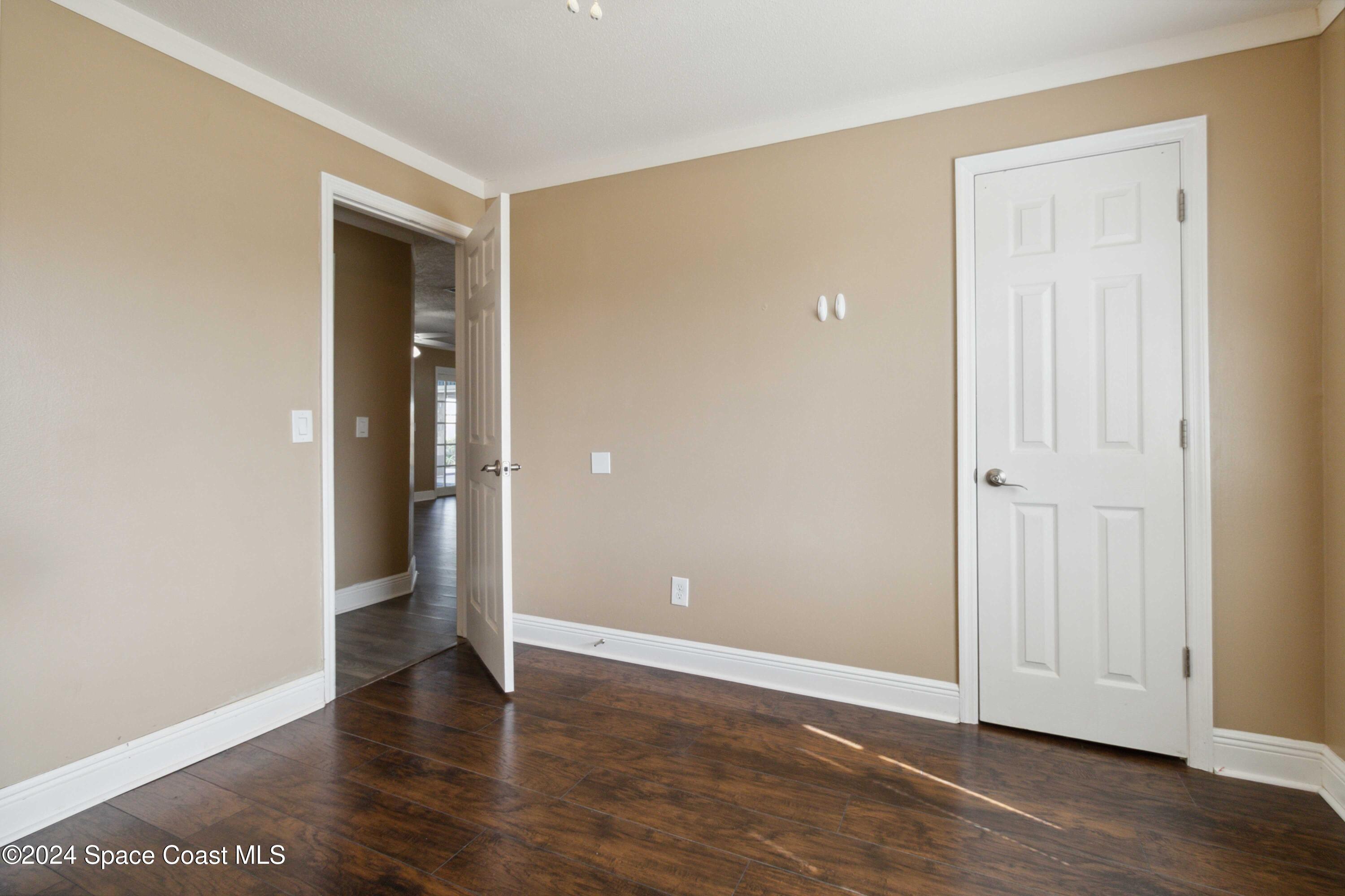 410 Caracas Drive