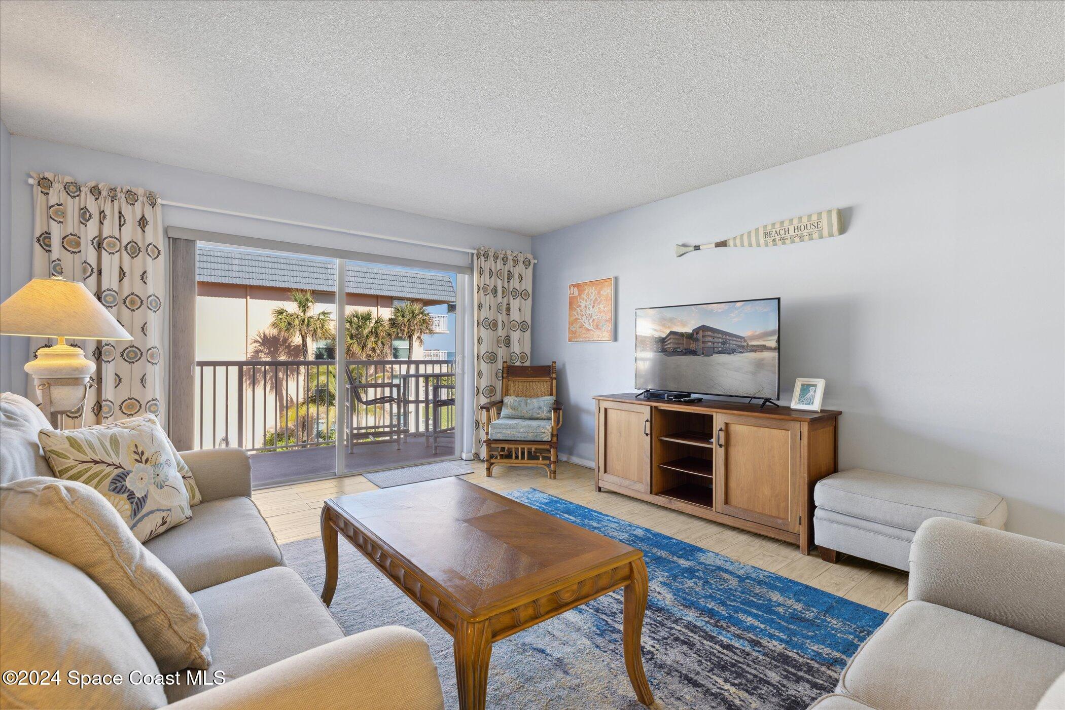10 Sunflower Street, 26