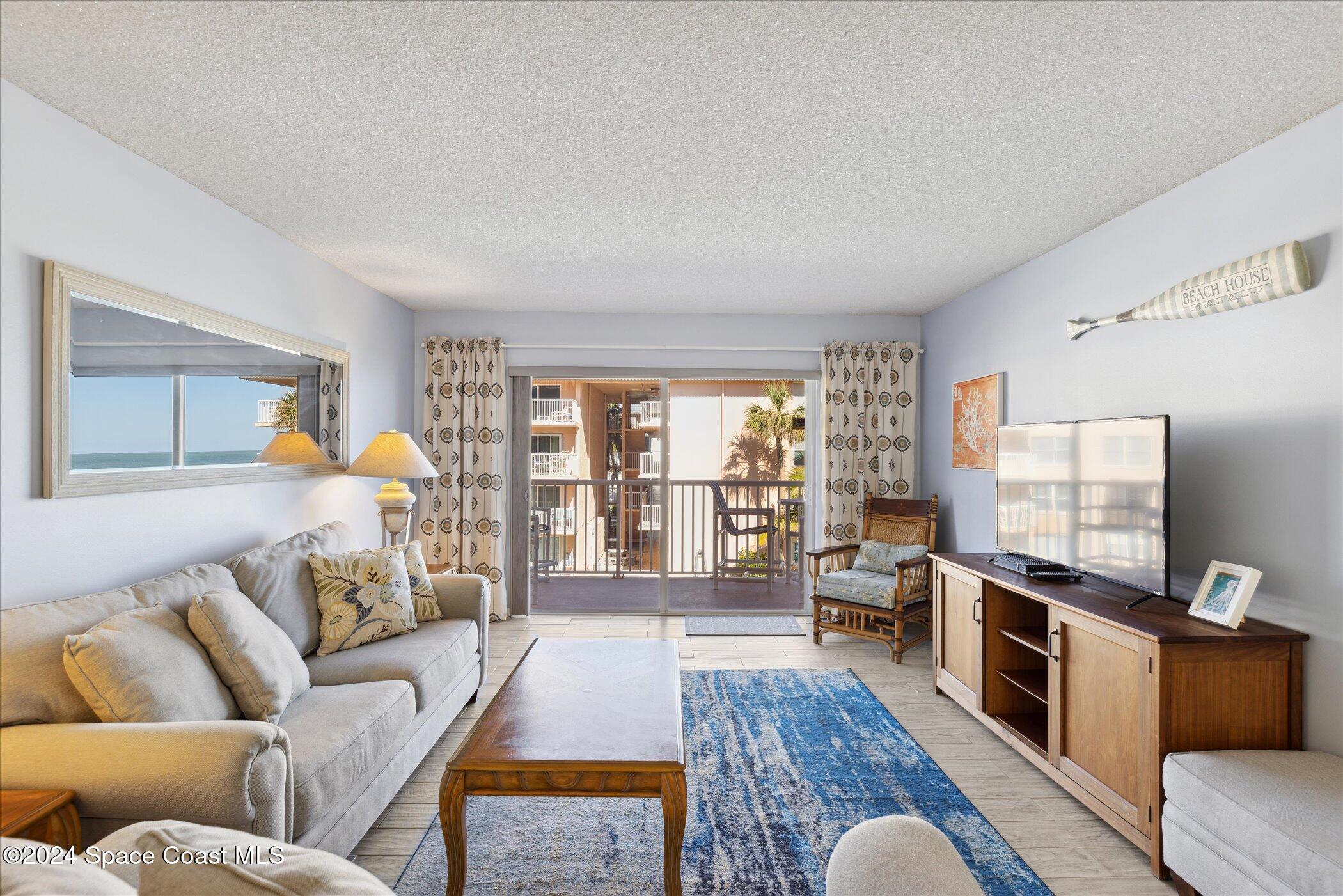 10 Sunflower Street, 26