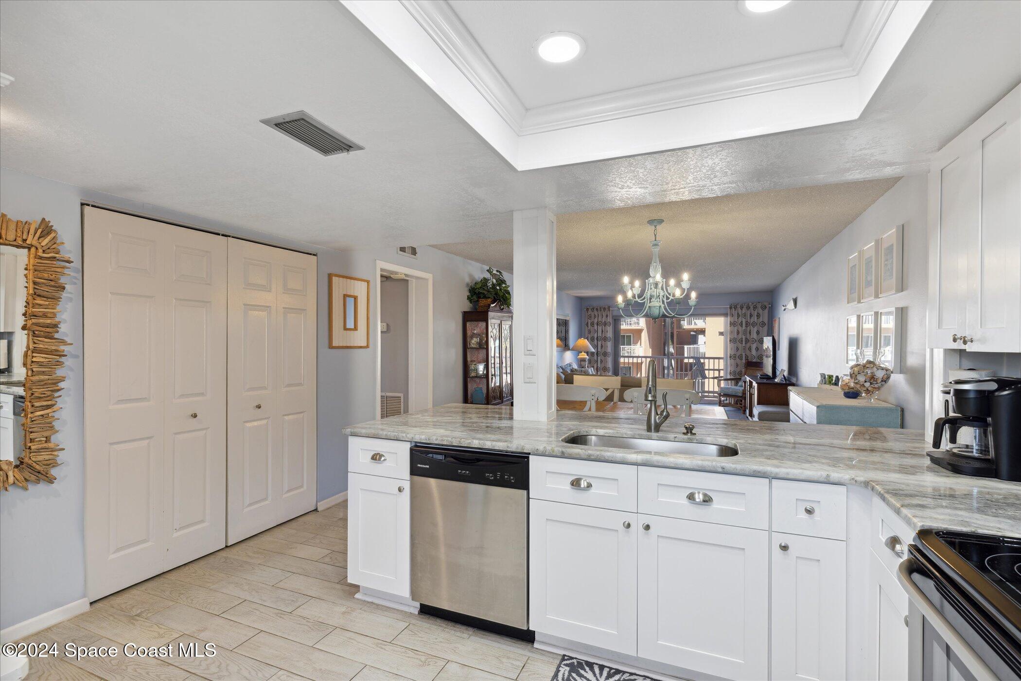 10 Sunflower Street, 26