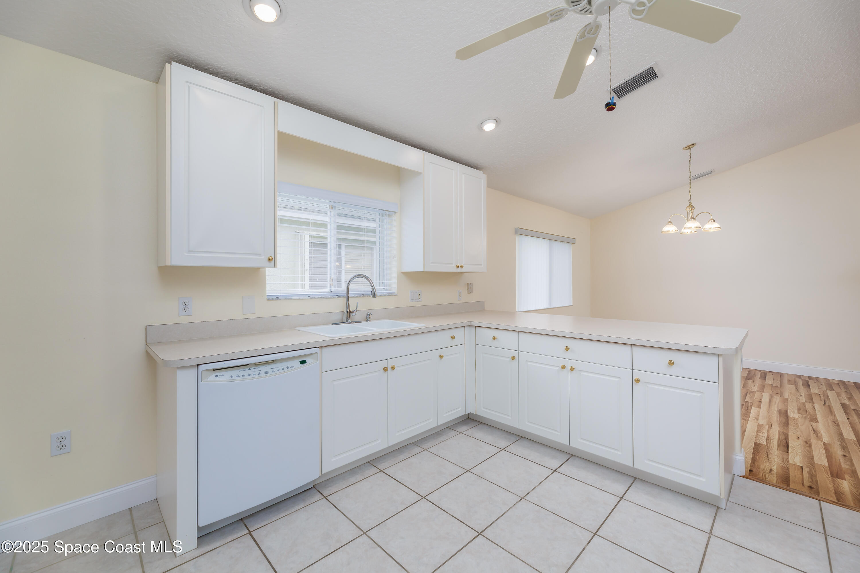 3573 Osceola Drive