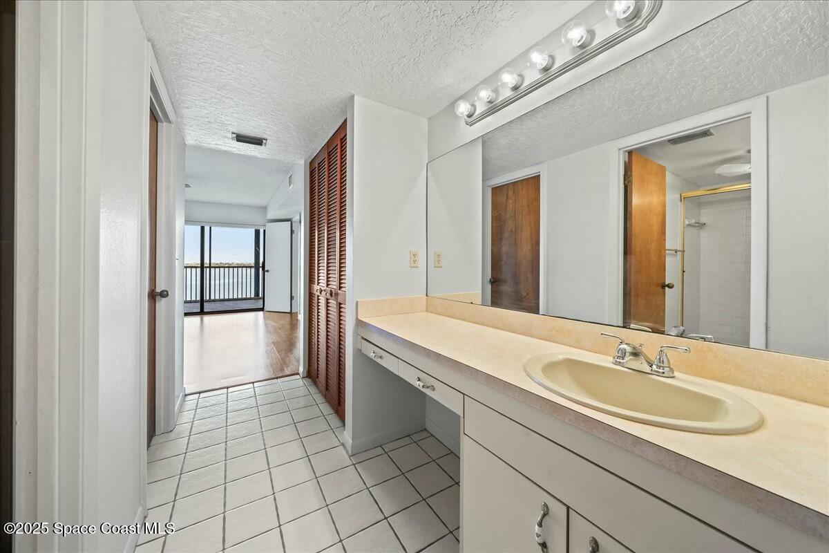250 S Sykes Creek Parkway 706
