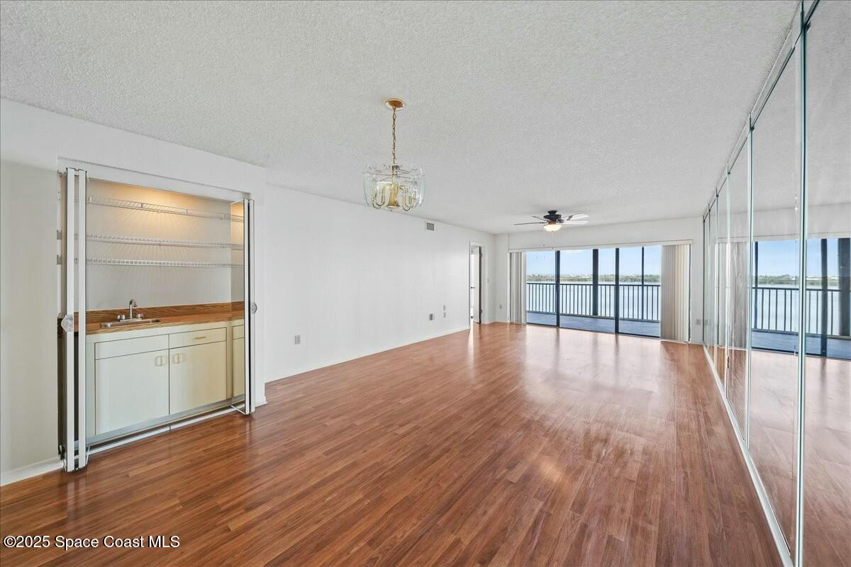 250 S Sykes Creek Parkway 706