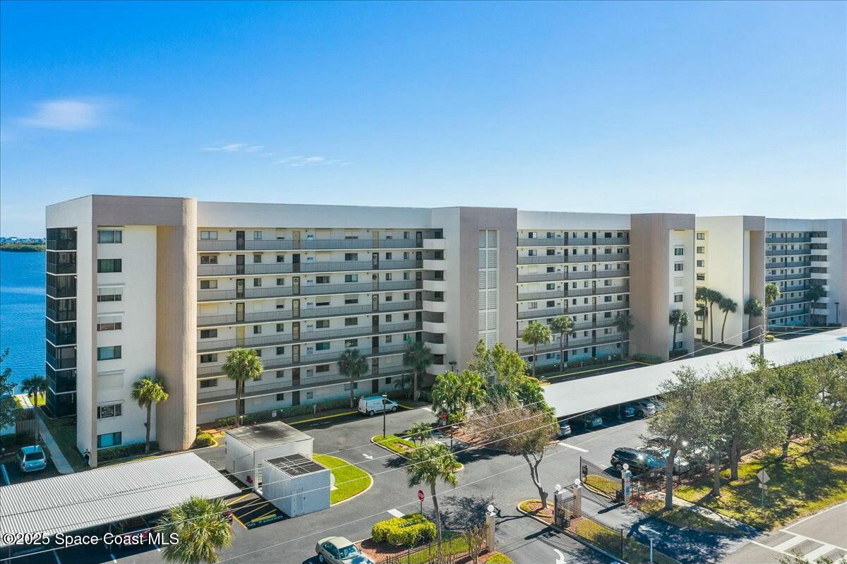 250 S Sykes Creek Parkway 706