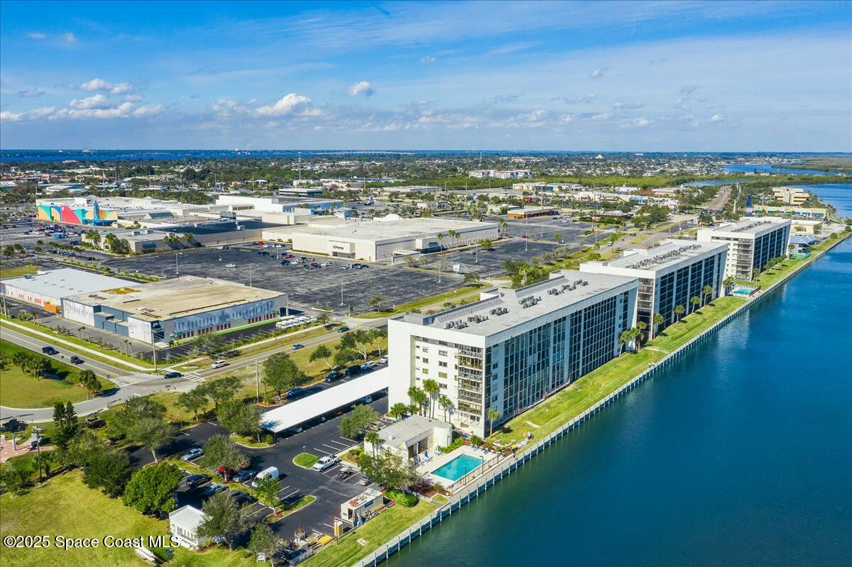 250 S Sykes Creek Parkway 706