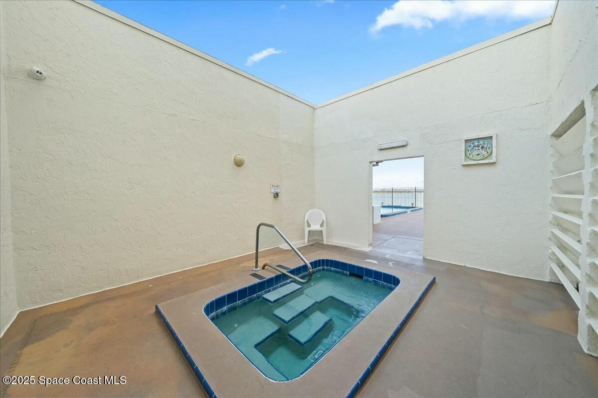 250 S Sykes Creek Parkway 706