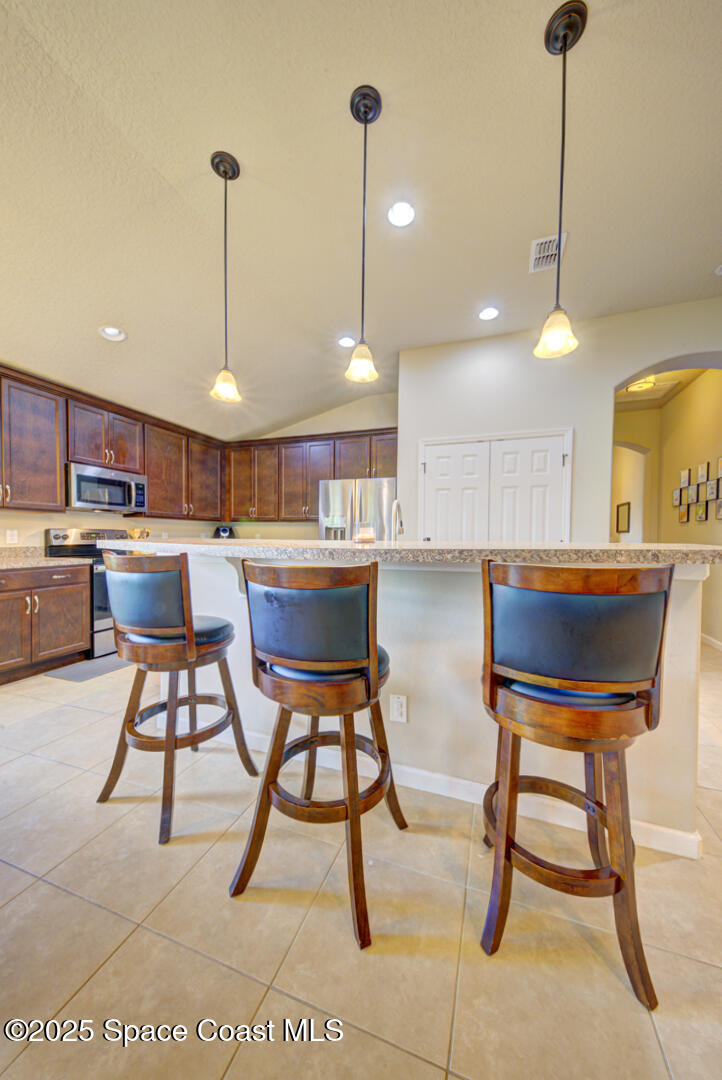 2902 J Cobber Court