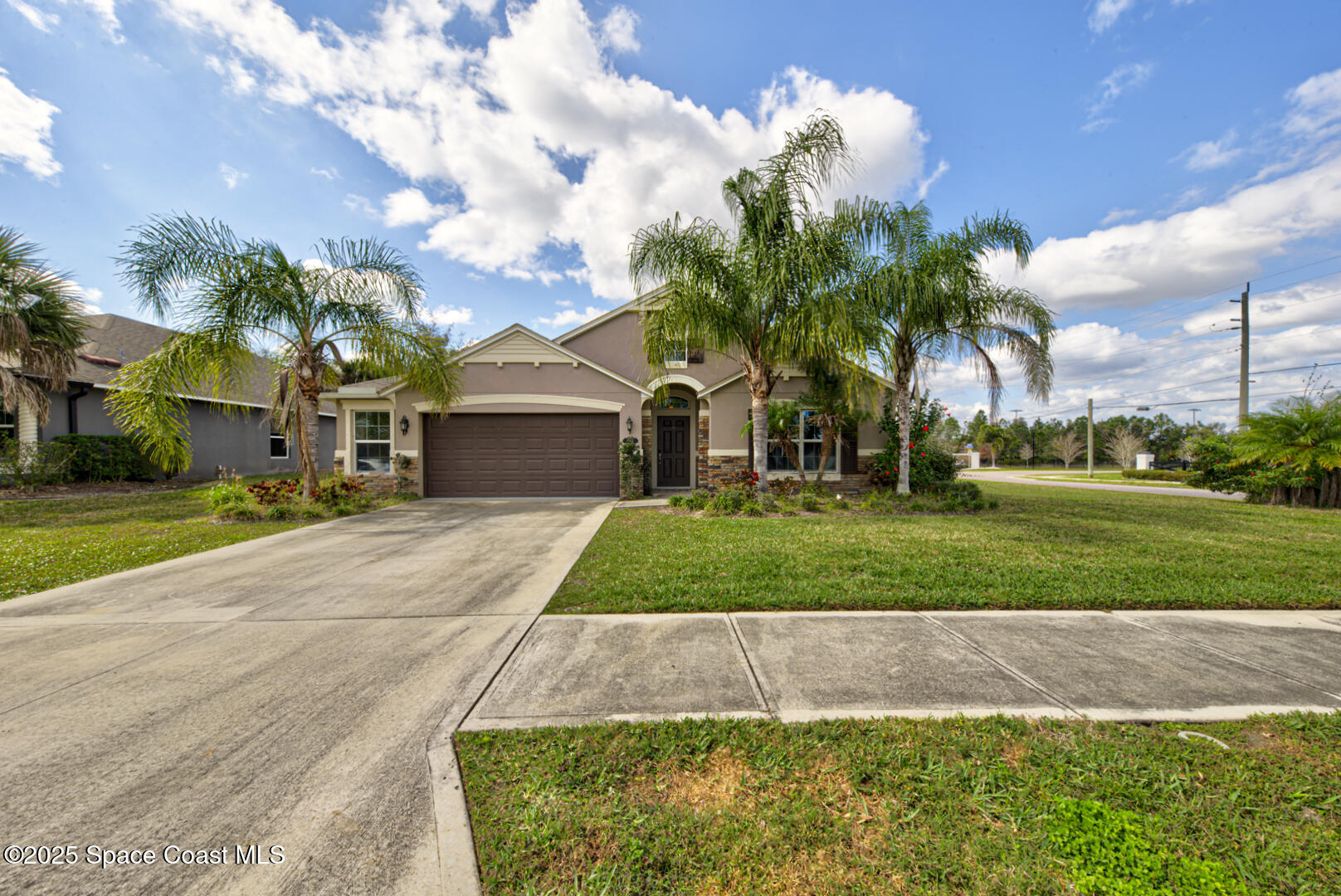 2902 J Cobber Court