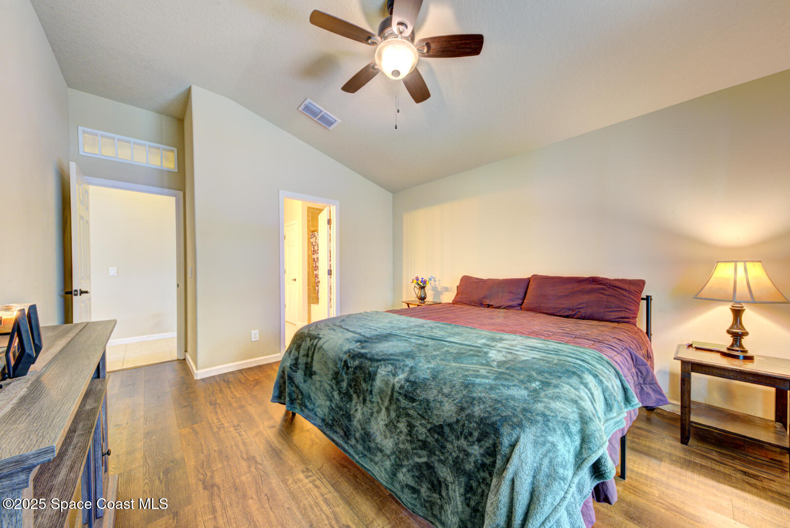 2902 J Cobber Court