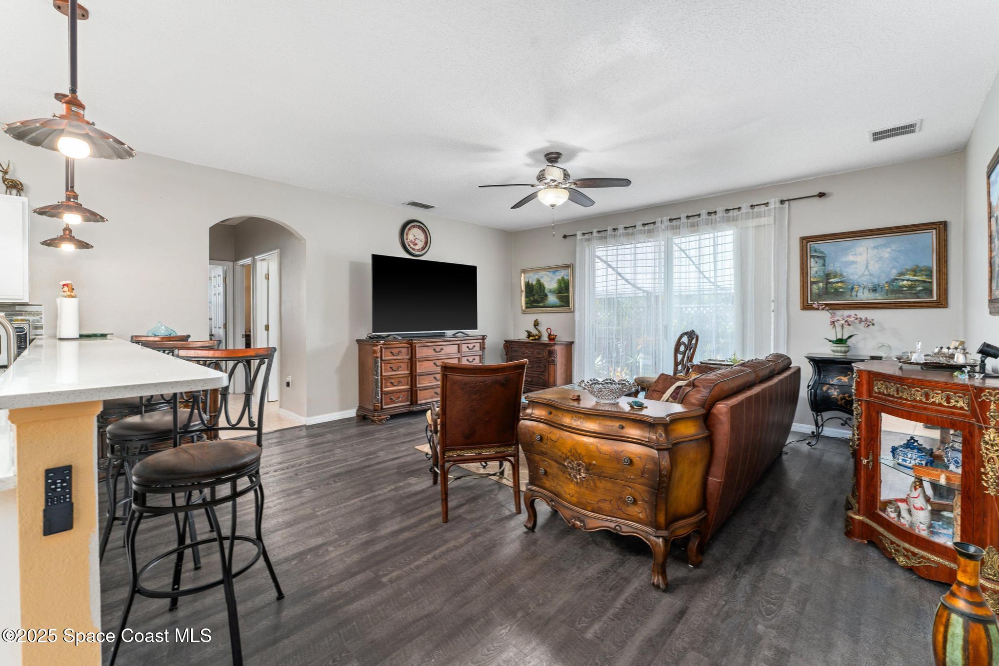 845 Sandhurst Court