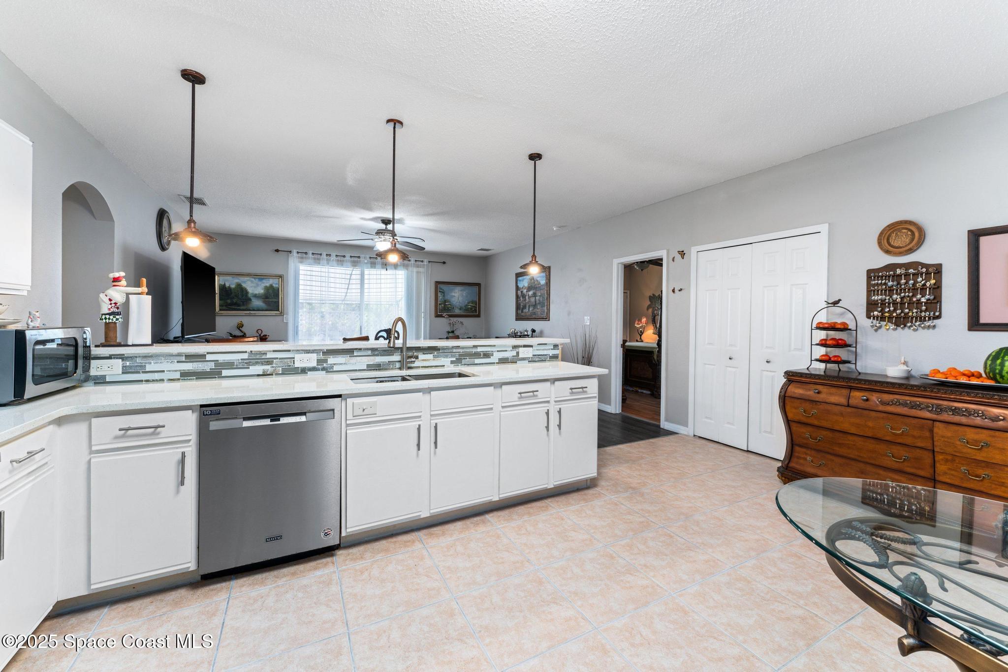 845 Sandhurst Court