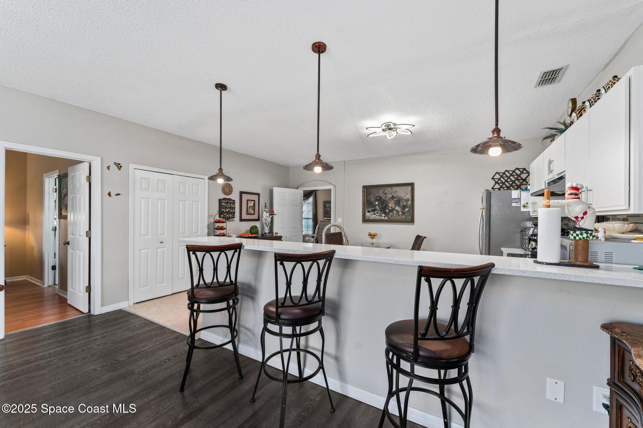 845 Sandhurst Court