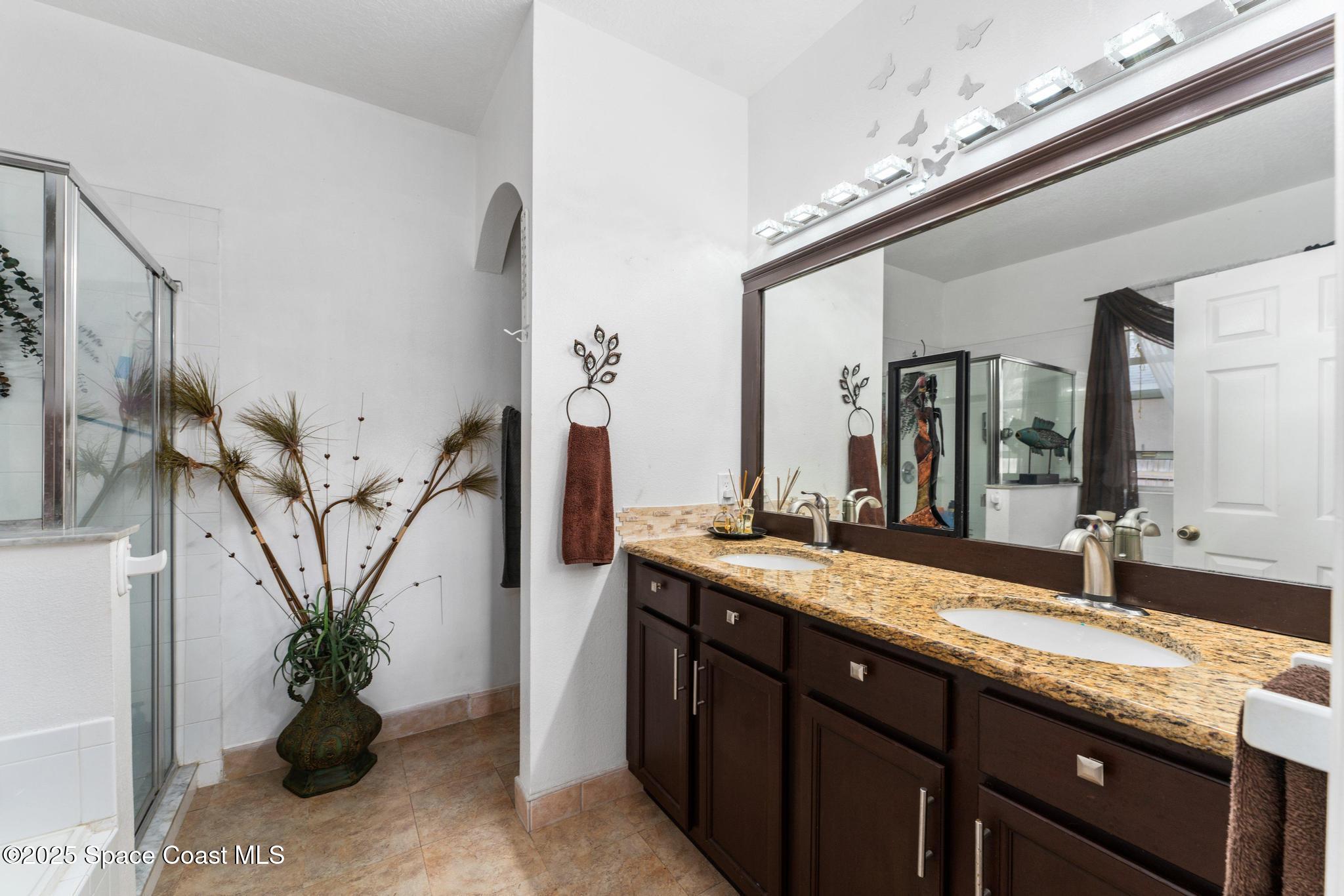 845 Sandhurst Court