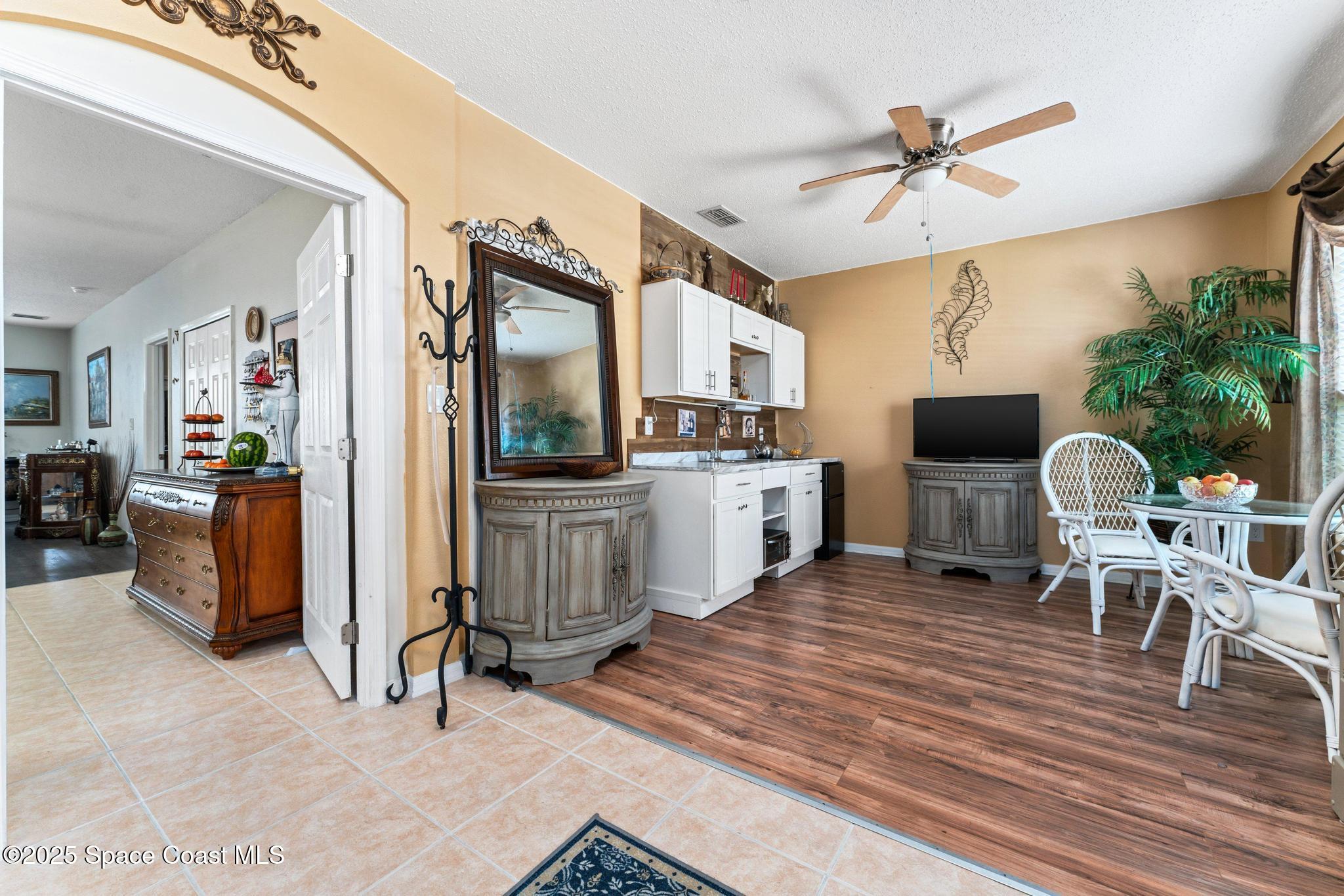 845 Sandhurst Court