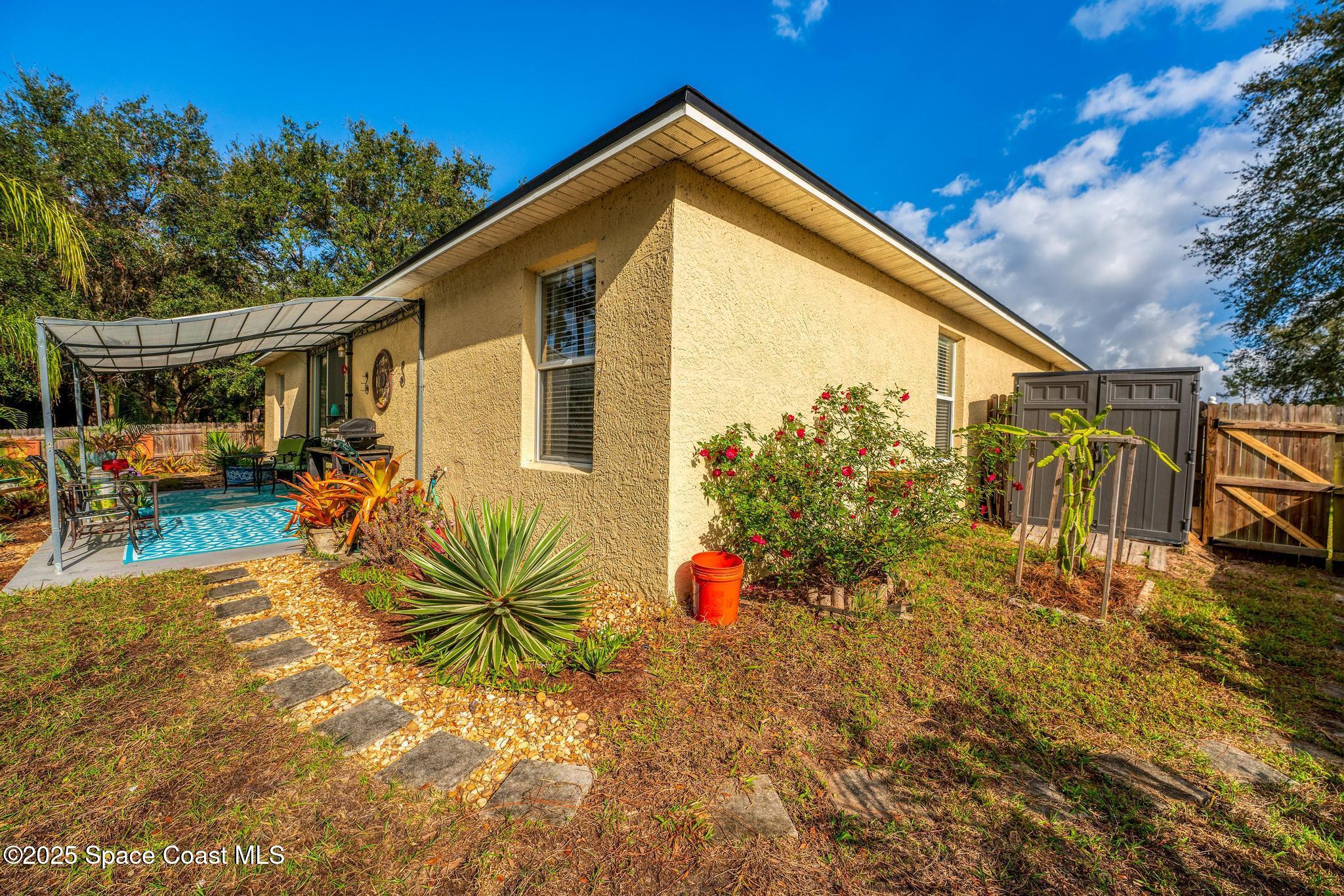 845 Sandhurst Court