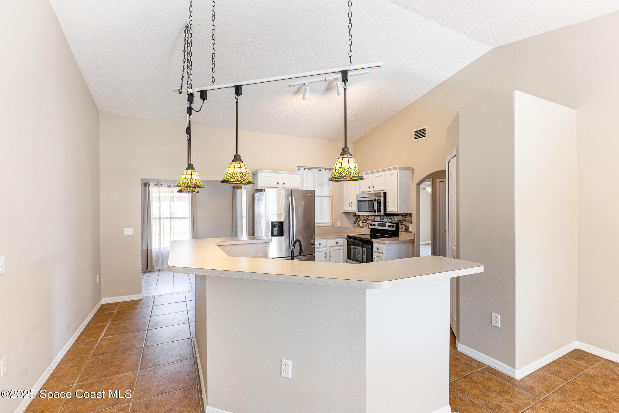 6480 Annapolis Street