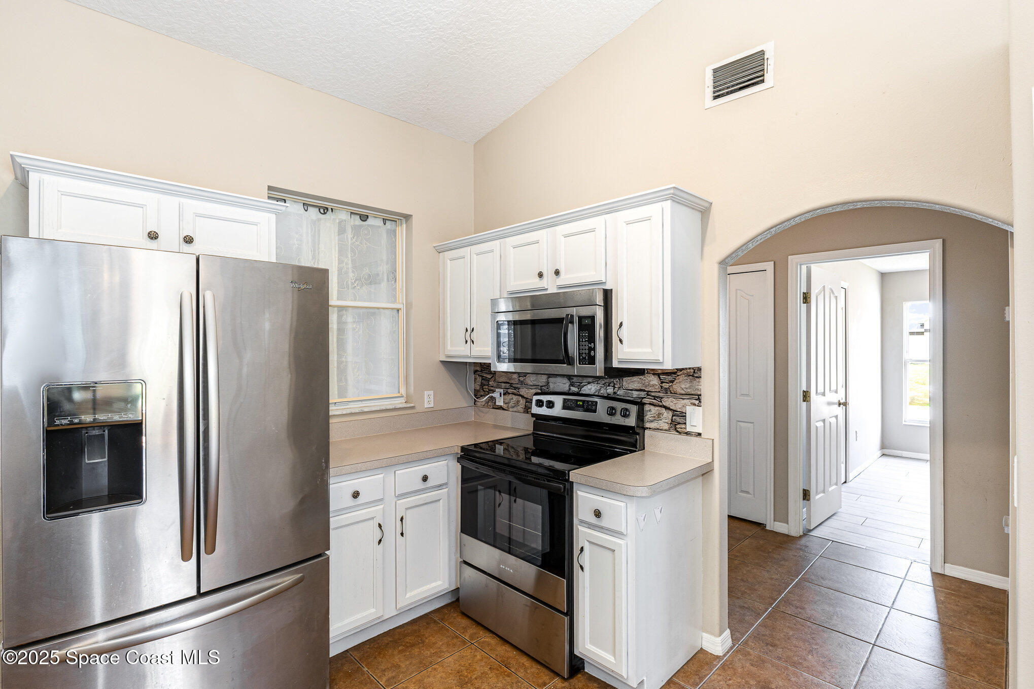 6480 Annapolis Street