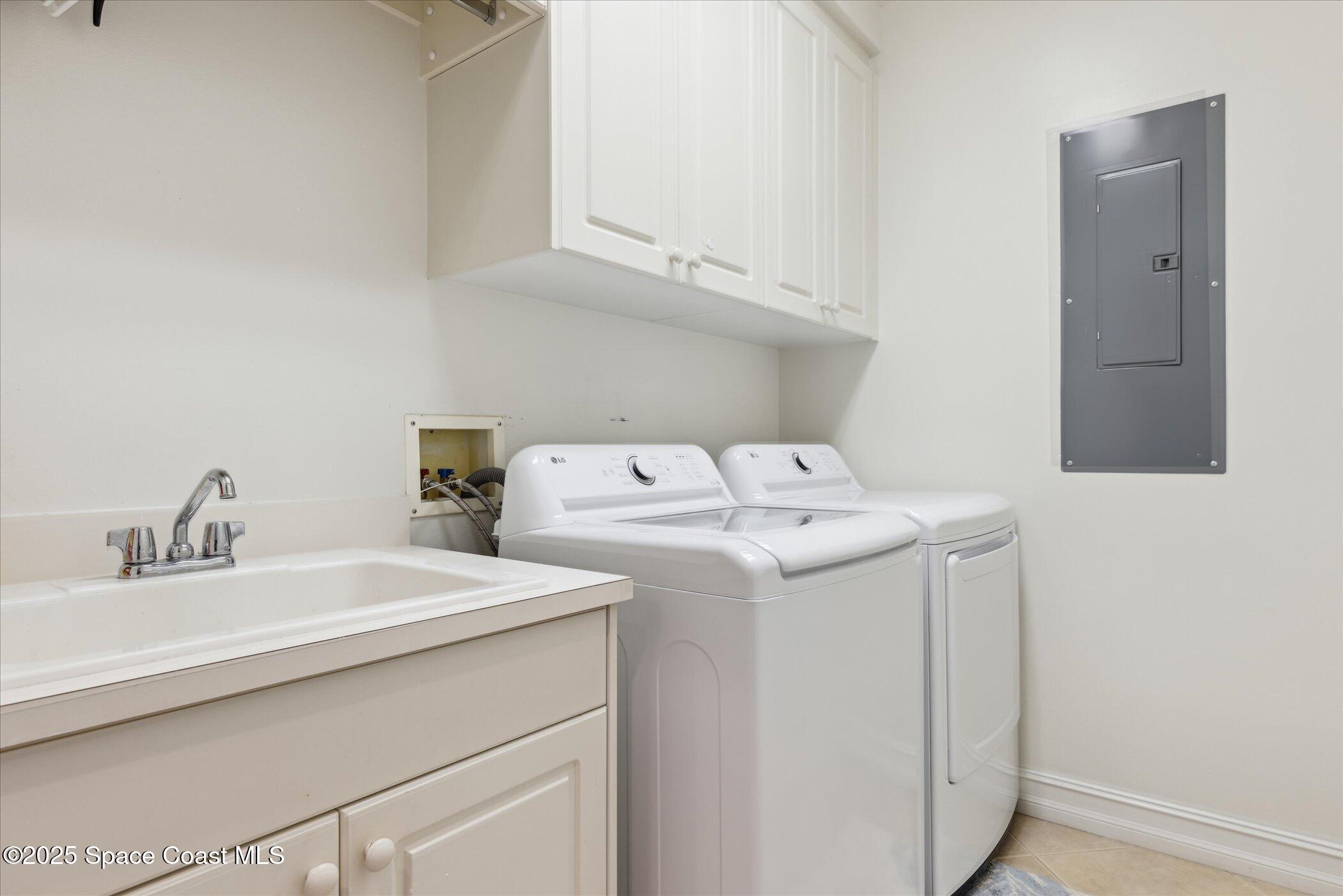 6131 Messina Lane 303 (4th Floor)