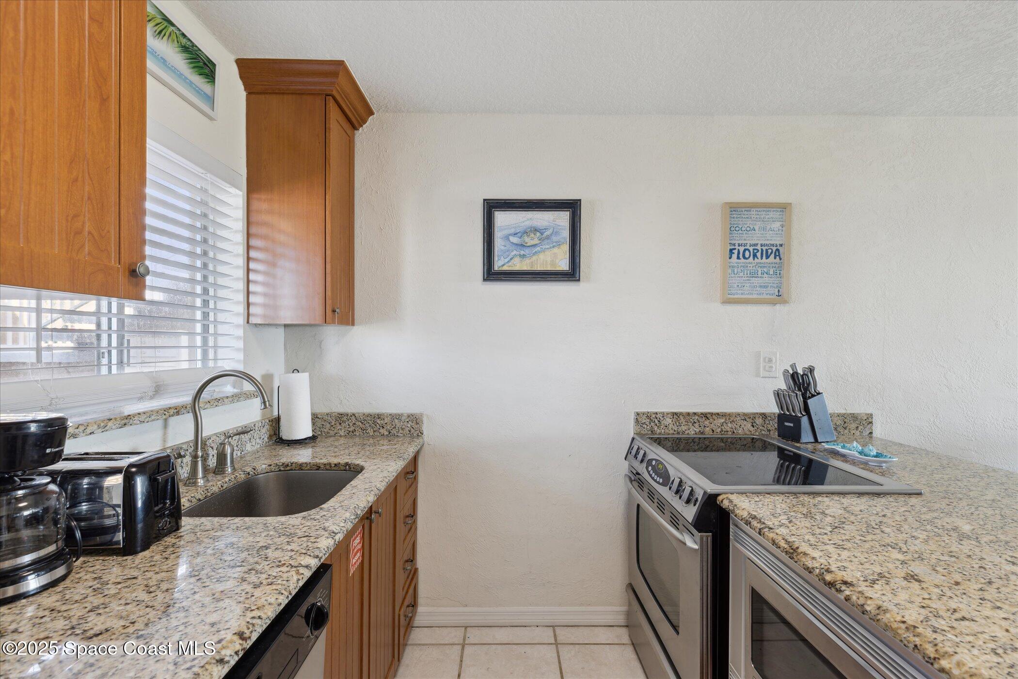 1 N 1st Street, 4