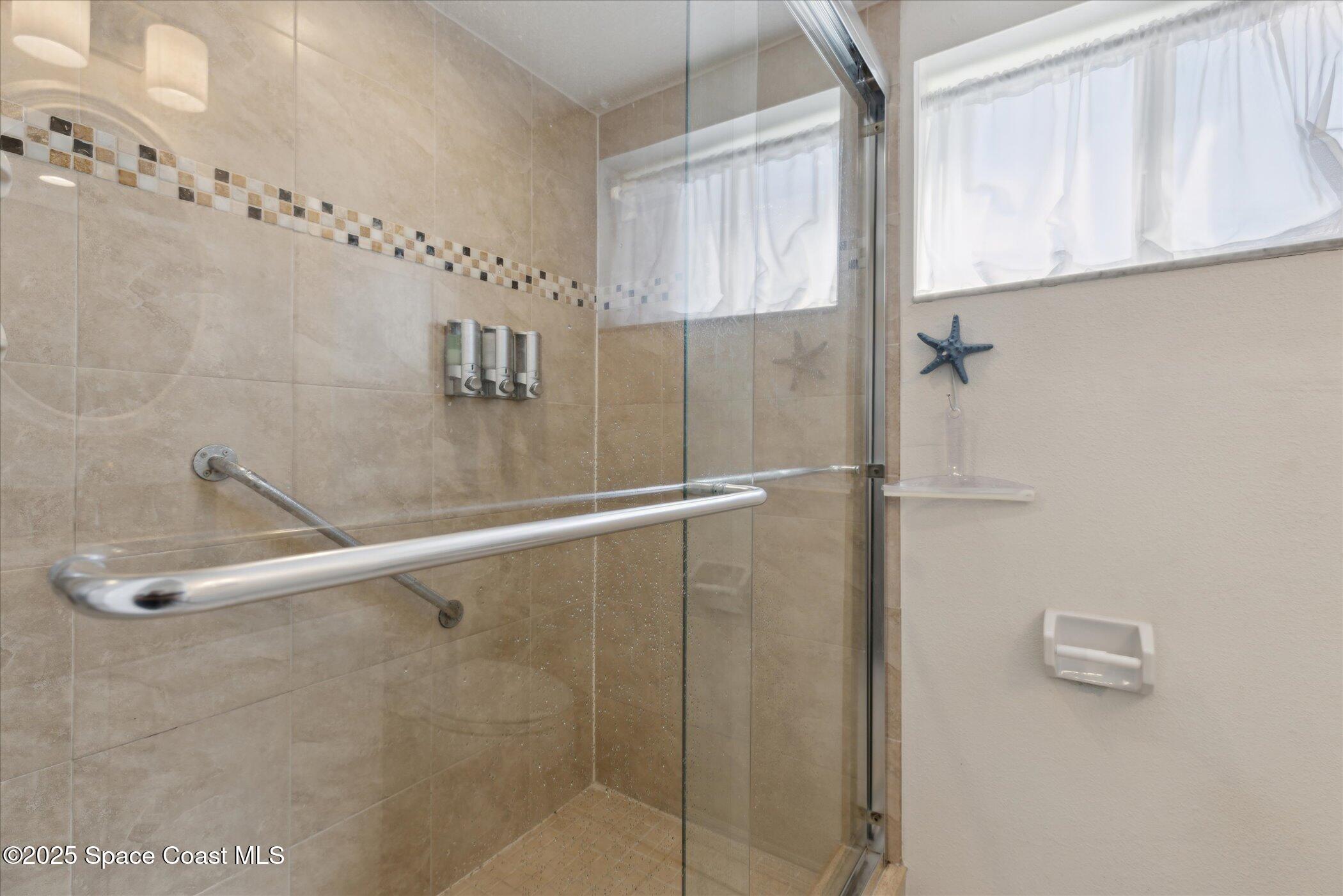 1 N 1st Street, 4