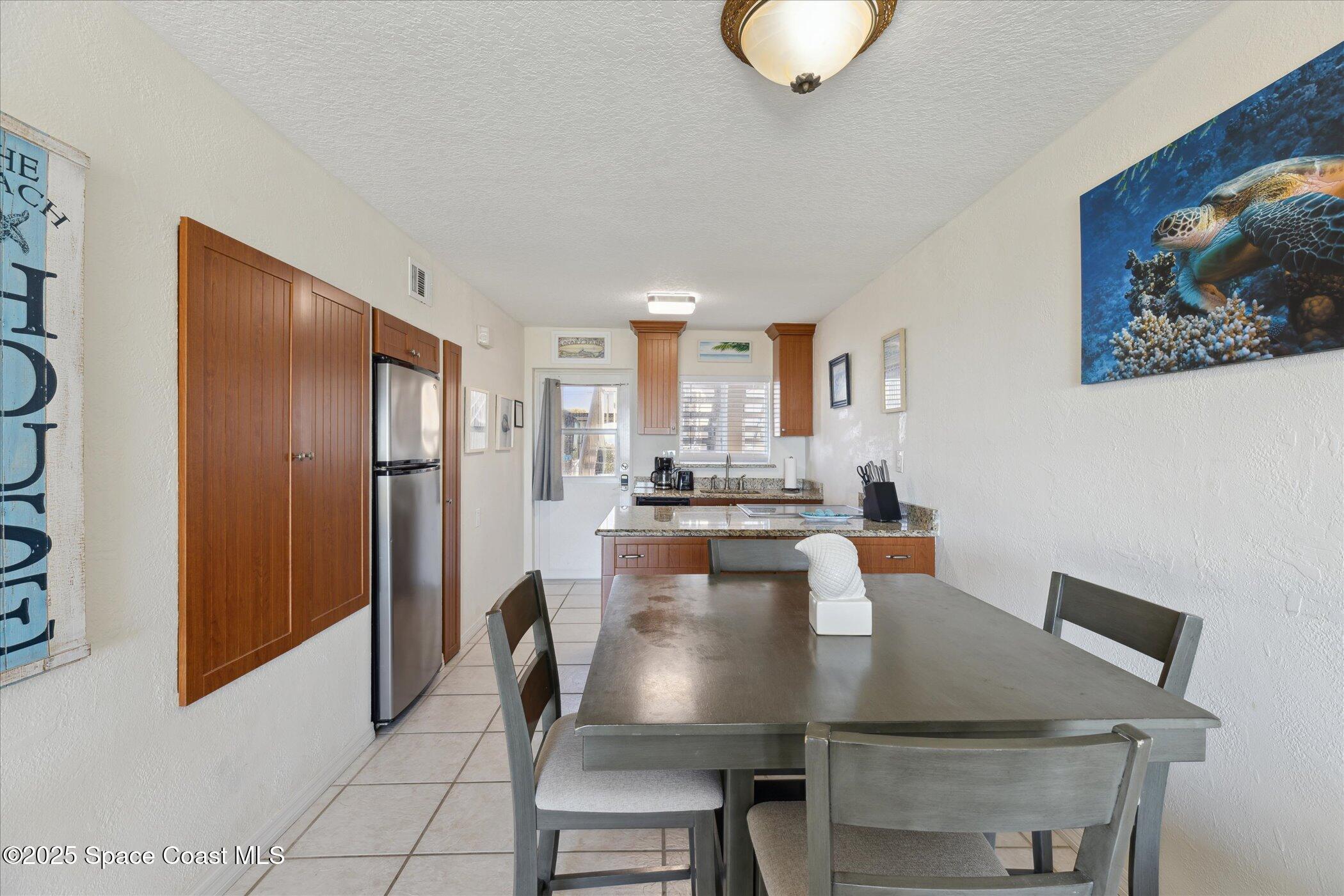1 N 1st Street, 4