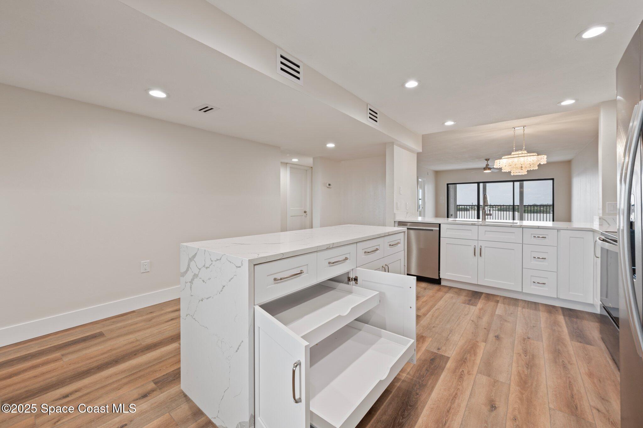3609 S Banana River Boulevard, 513
