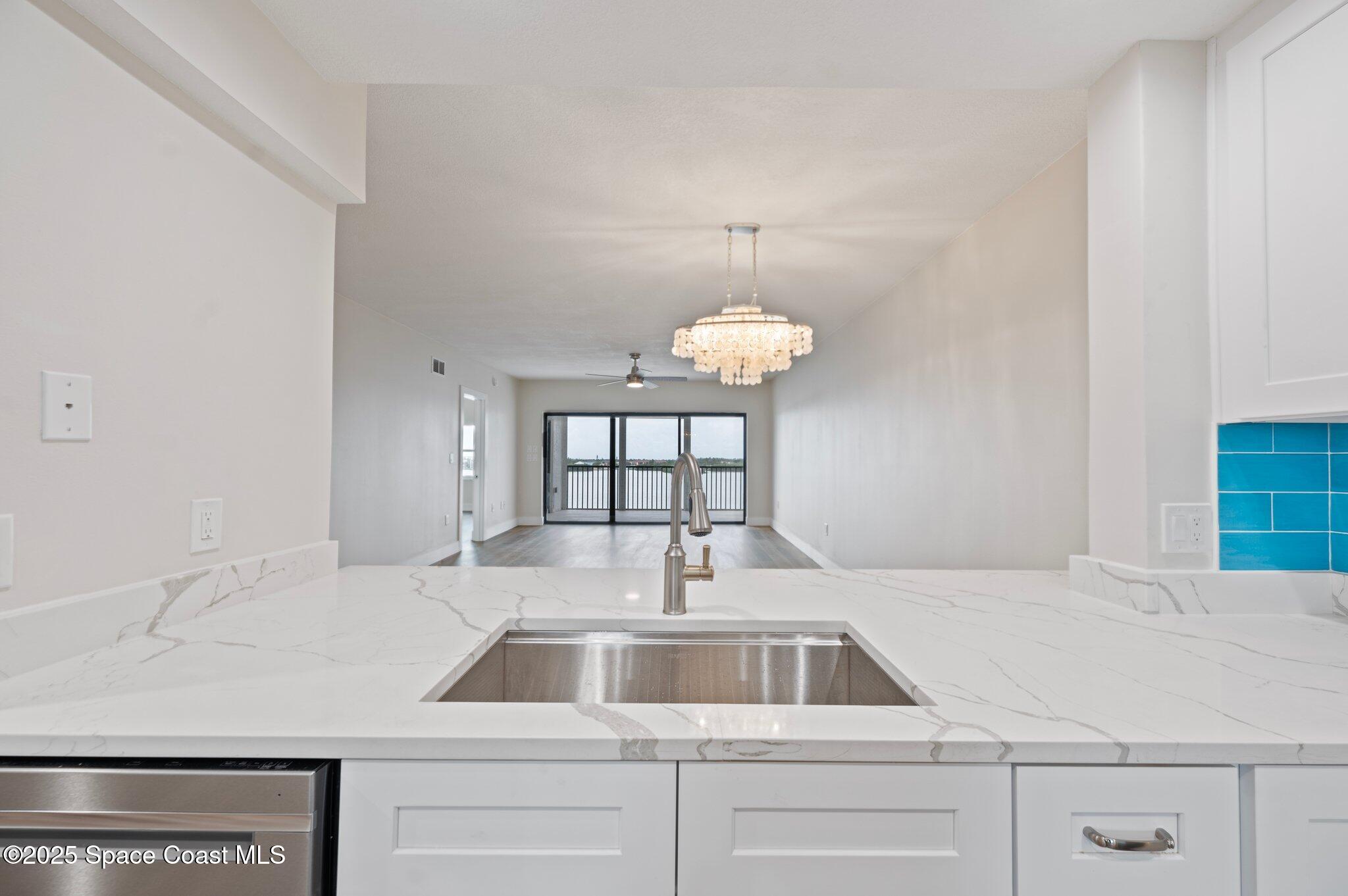 3609 S Banana River Boulevard, 513