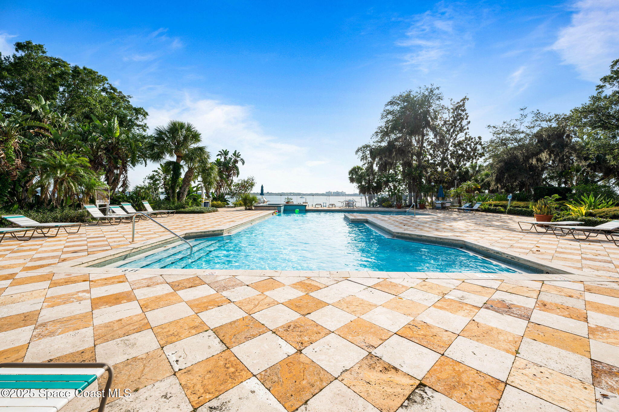 225 S Tropical Trail 116