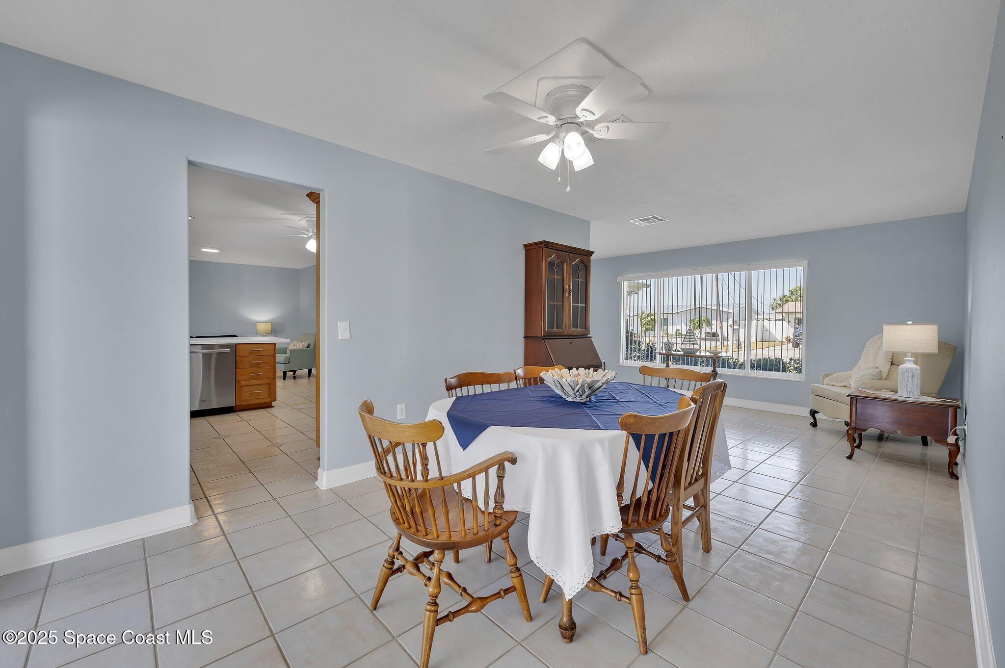 1695 Rochelle Parkway