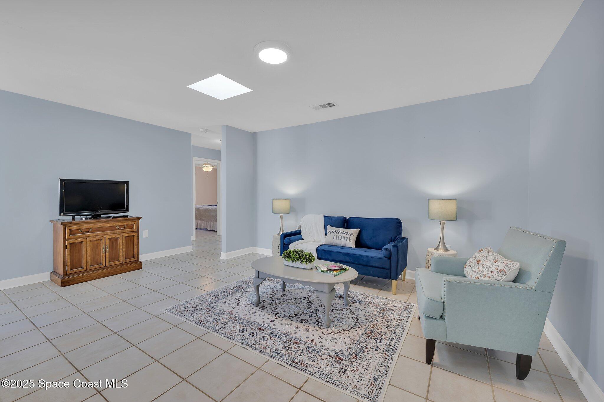 1695 Rochelle Parkway