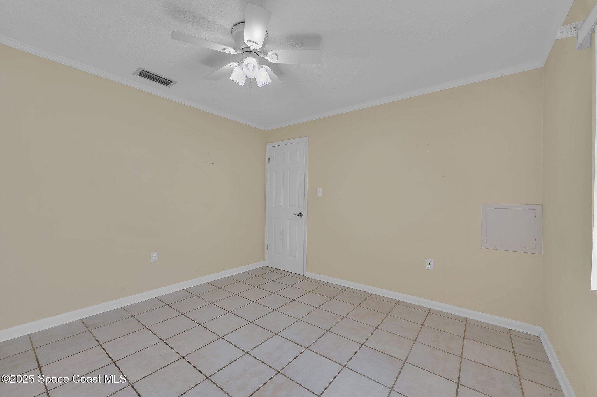1695 Rochelle Parkway