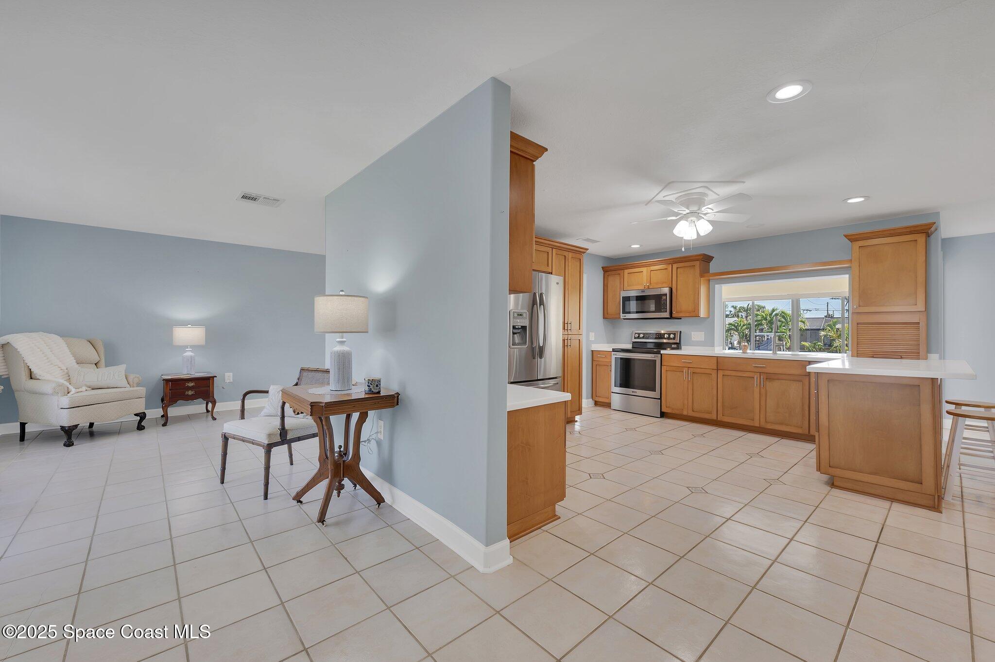 1695 Rochelle Parkway