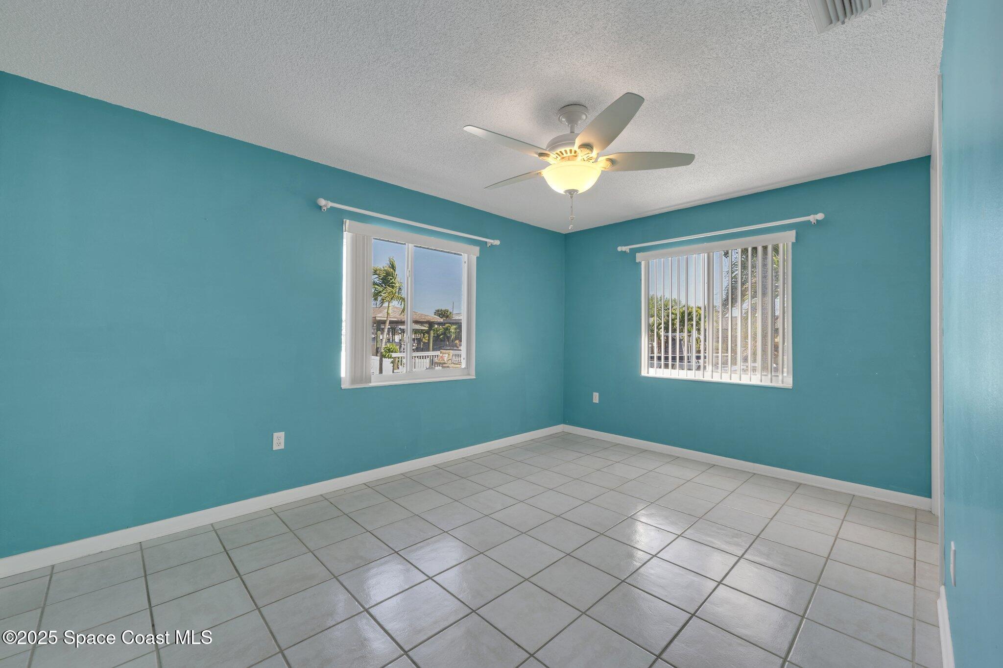 1695 Rochelle Parkway