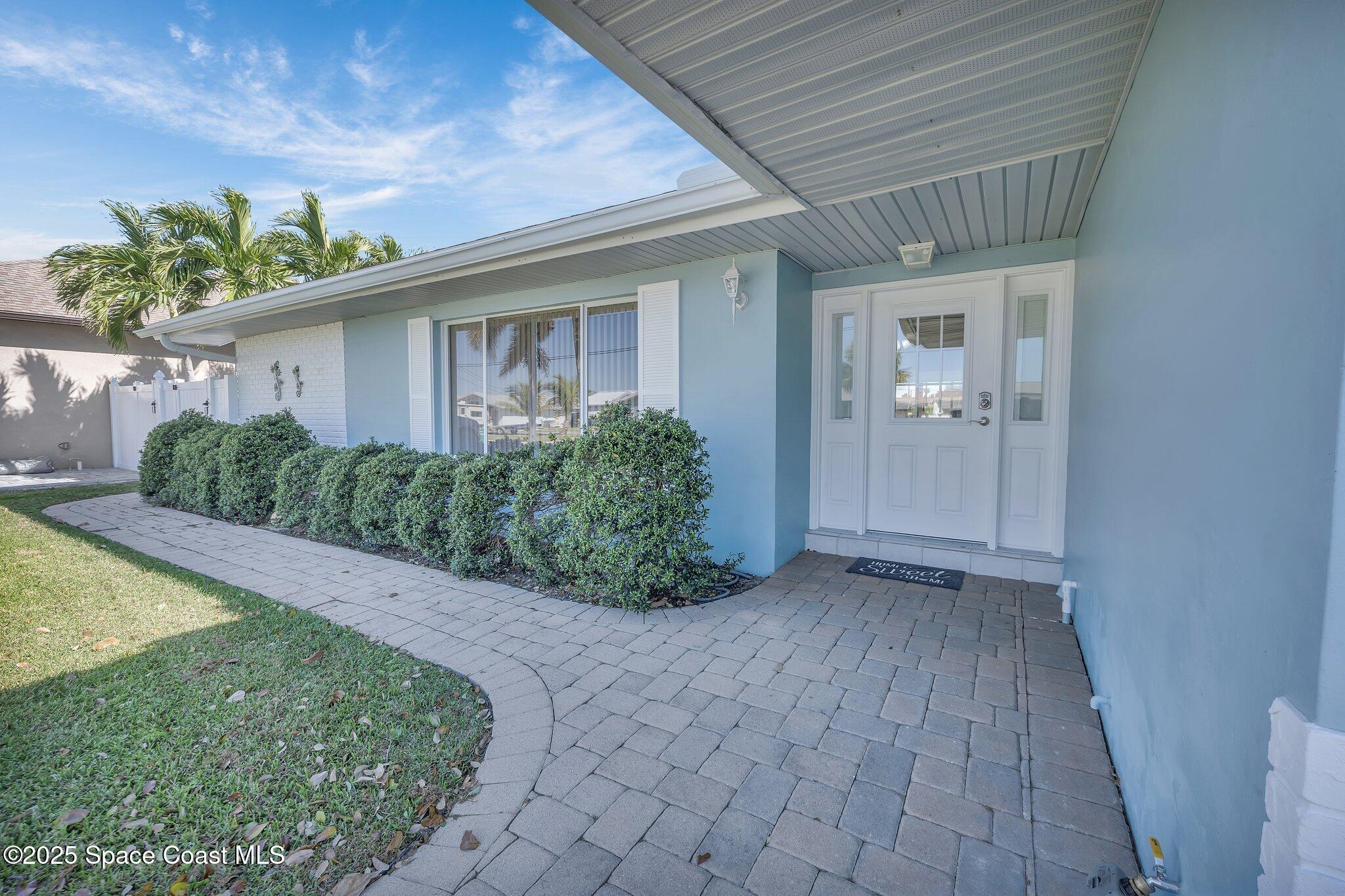 1695 Rochelle Parkway