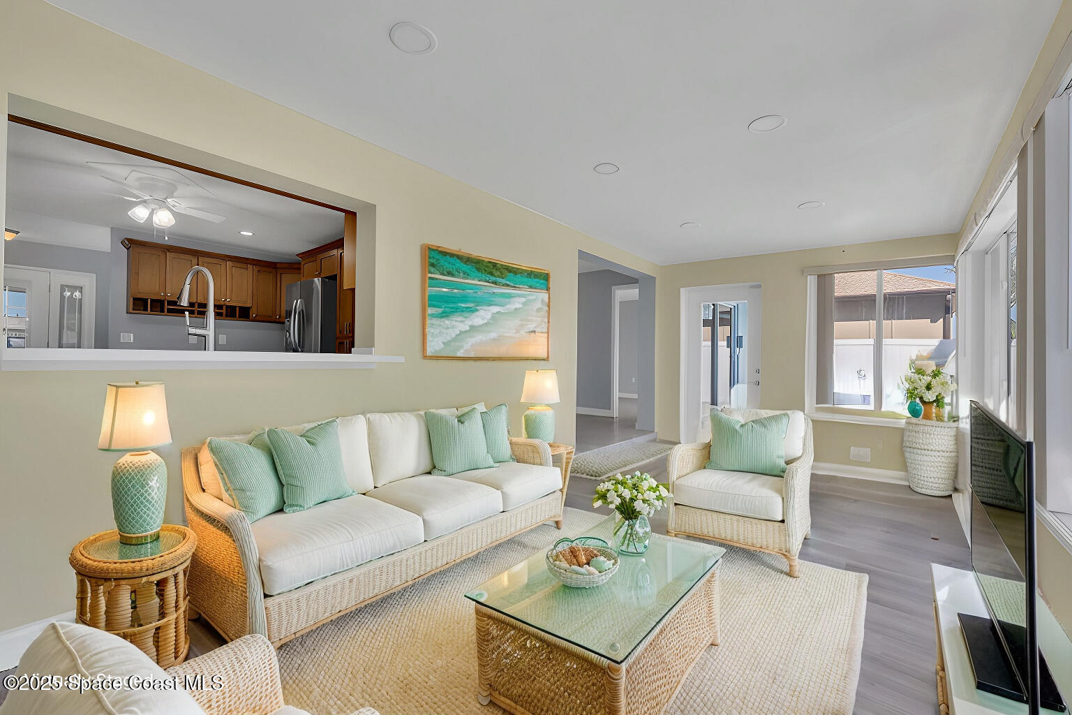 1695 Rochelle Parkway