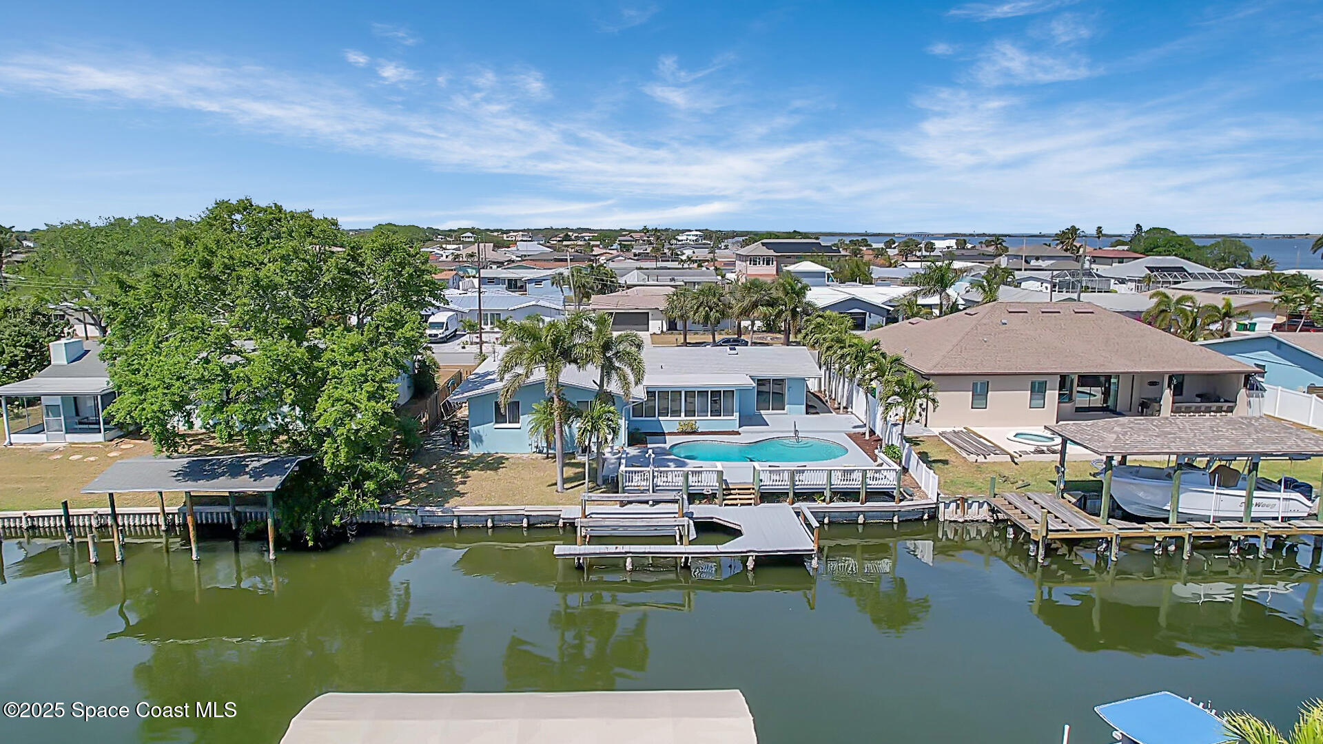 1695 Rochelle Parkway