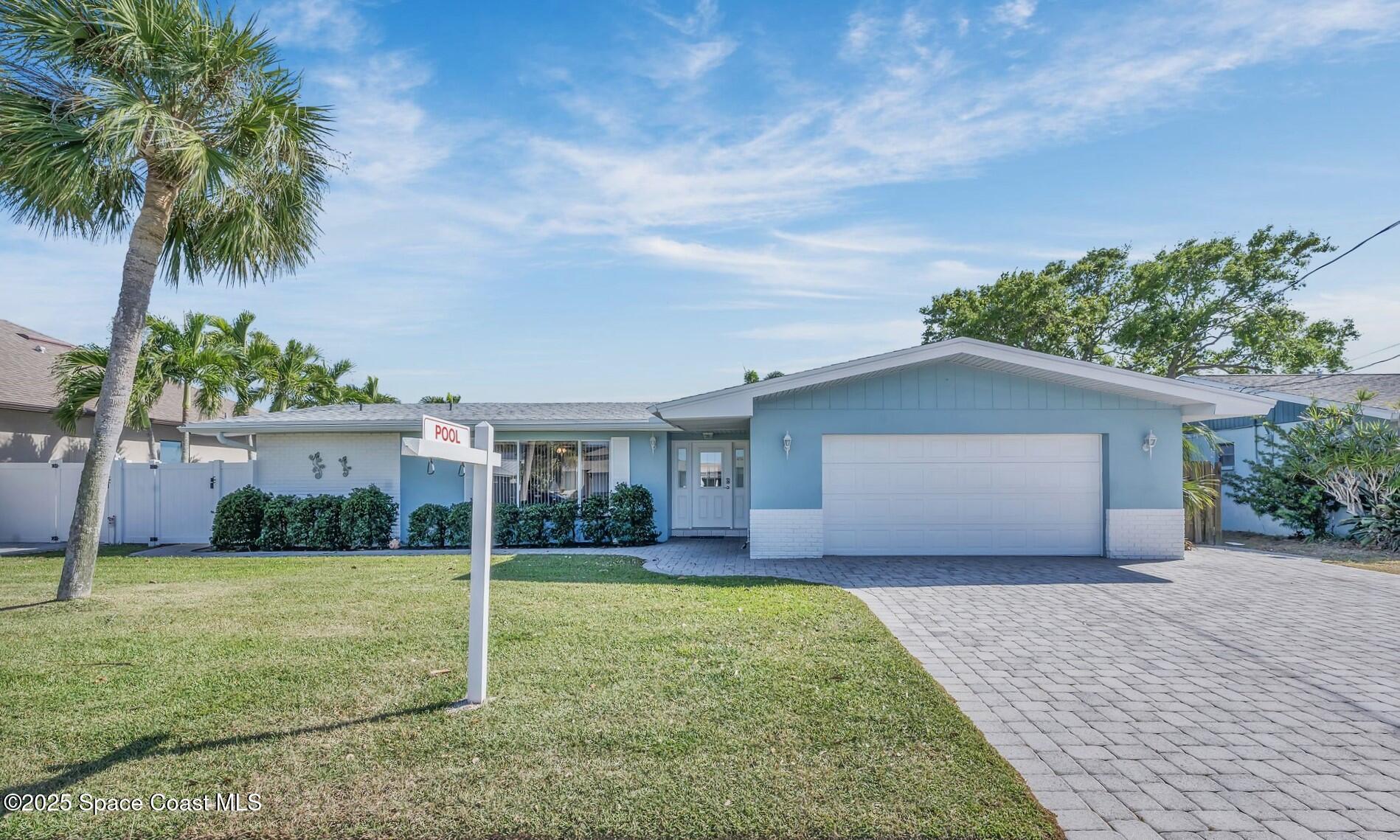 1695 Rochelle Parkway